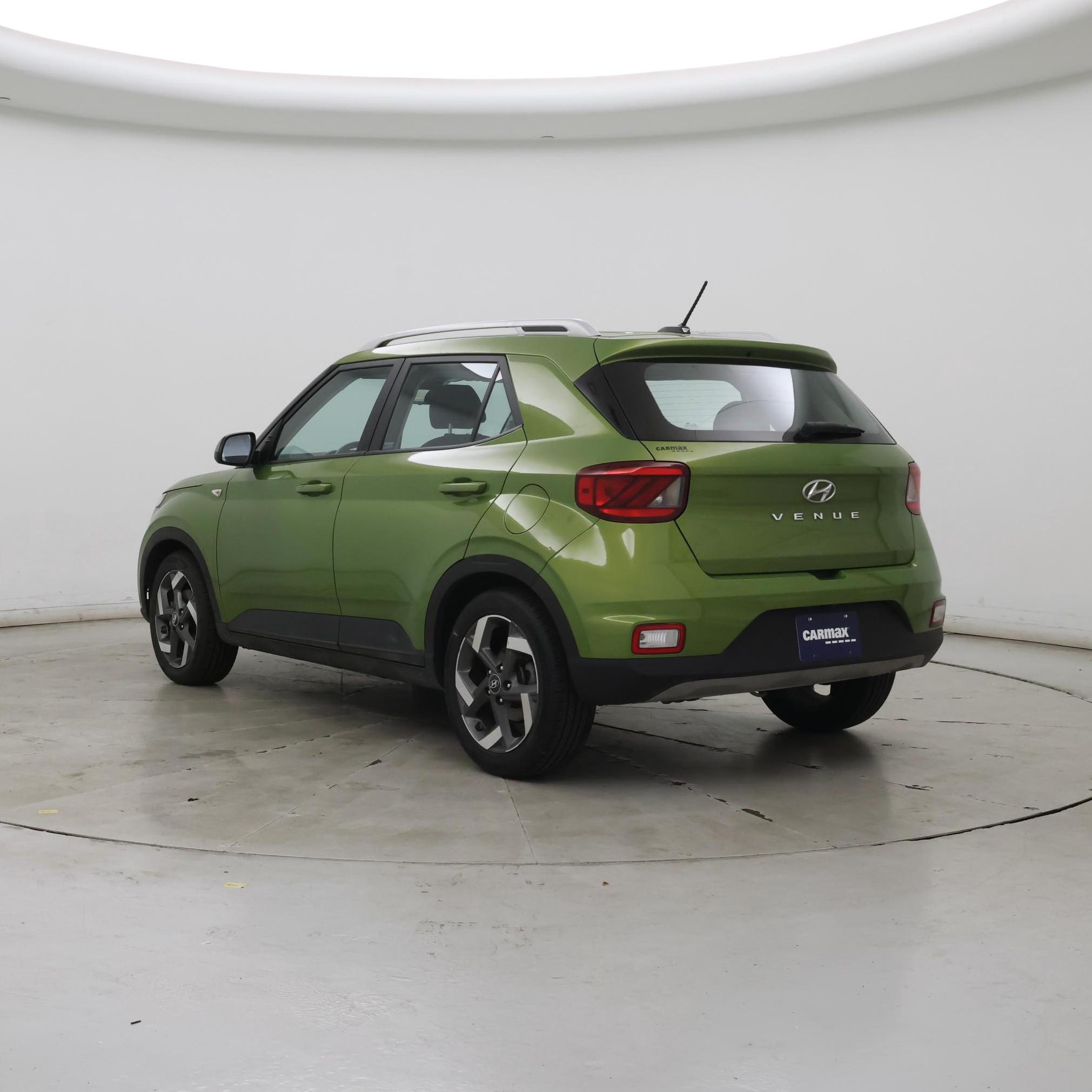 Thumbnail: 2023 Hyundai Venue - 2