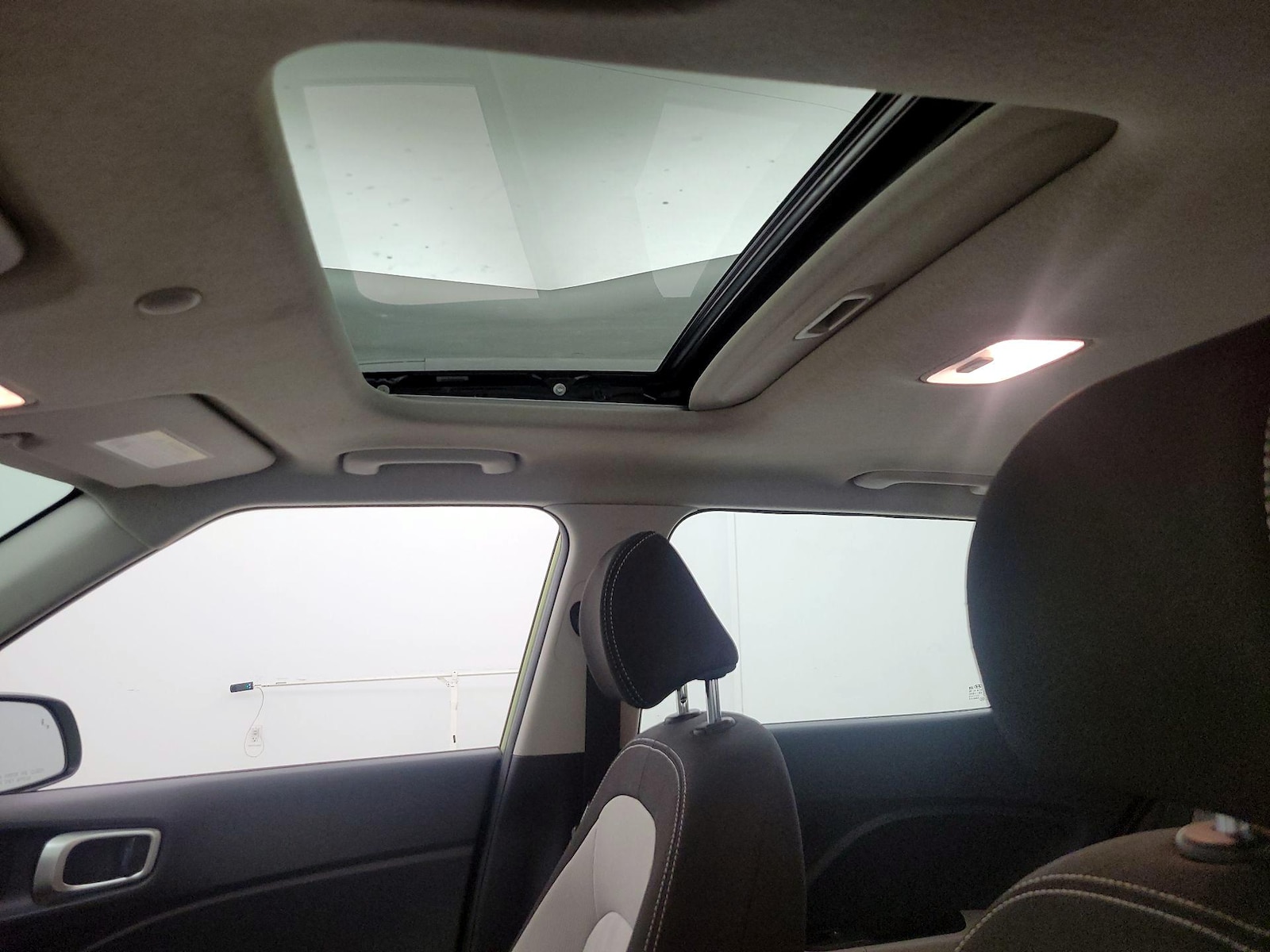 2023 Hyundai Venue SEL - Photo 20