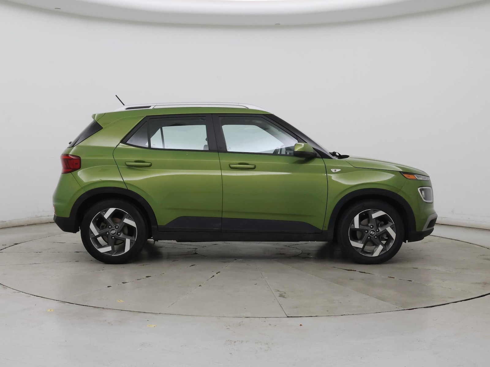 2023 Hyundai Venue SEL - Photo 8