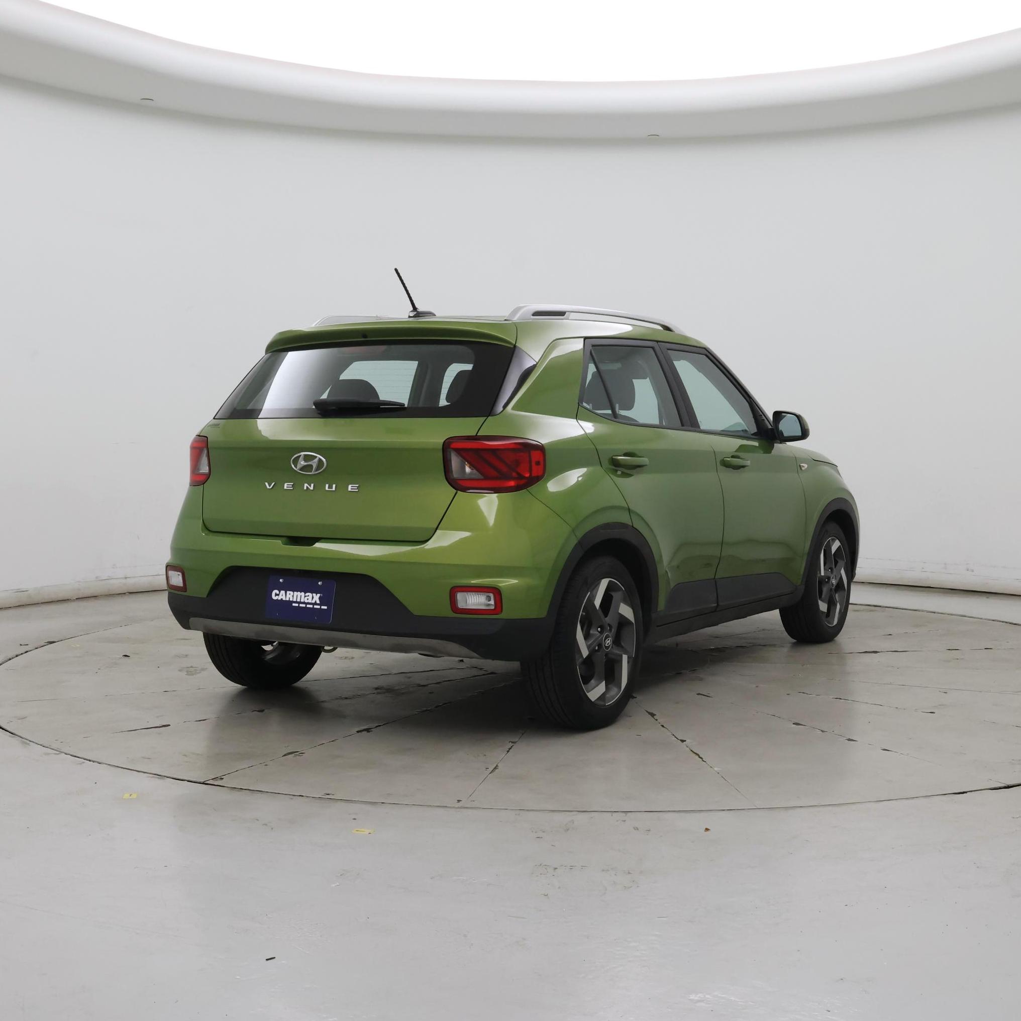 Thumbnail: 2023 Hyundai Venue - 8