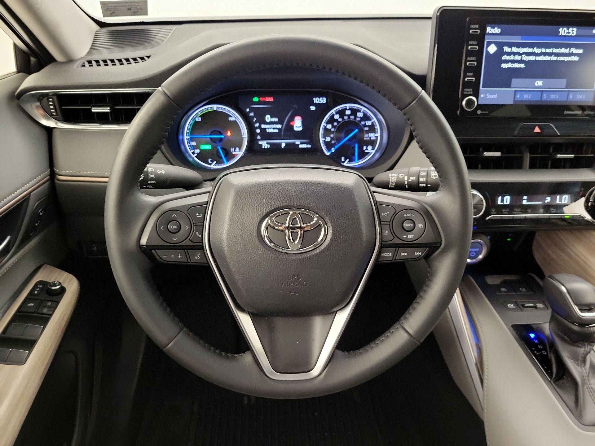 Thumbnail: 2022 Toyota Venza - 10