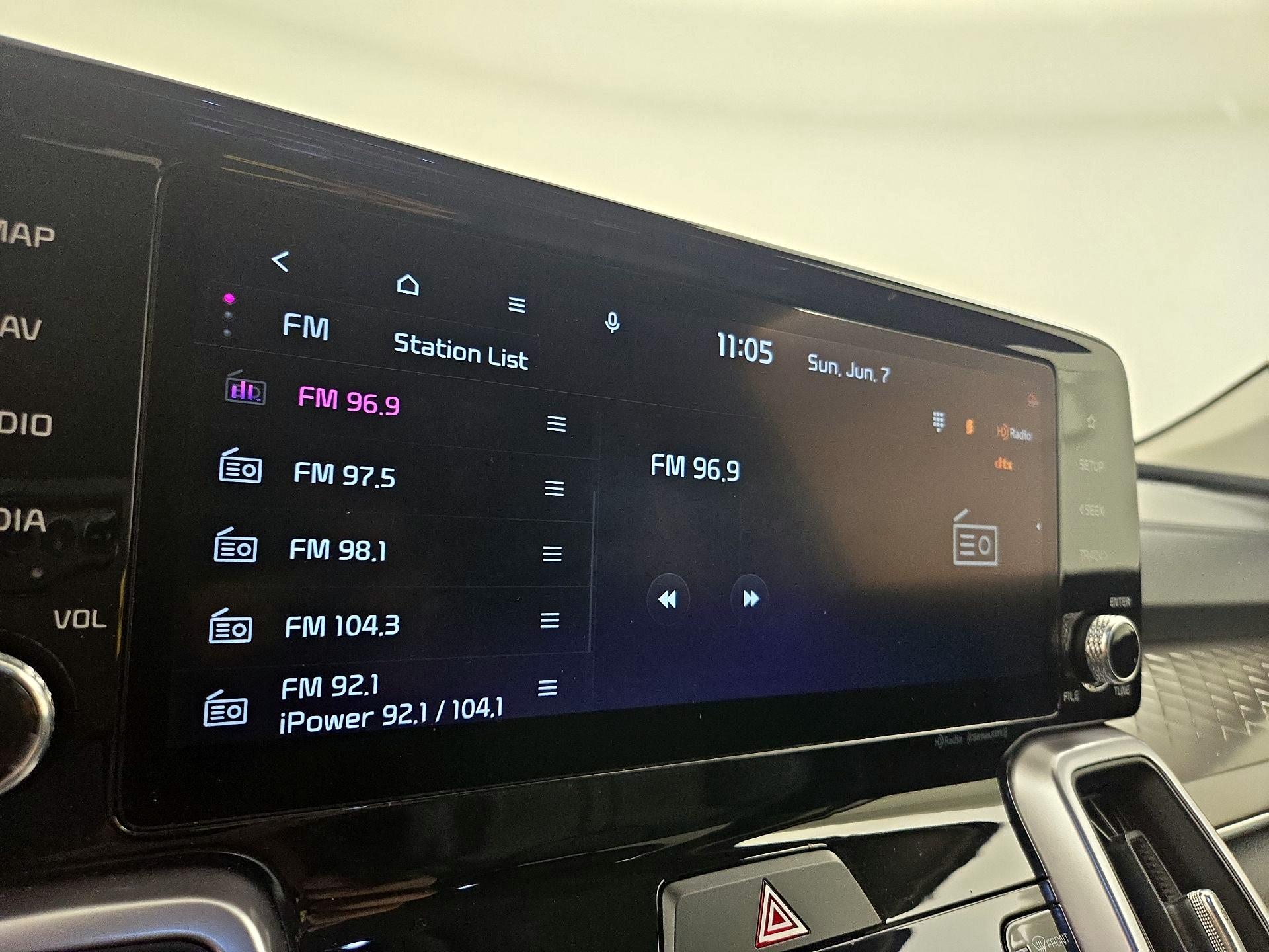 Thumbnail: 2024 Kia Sorento - 16