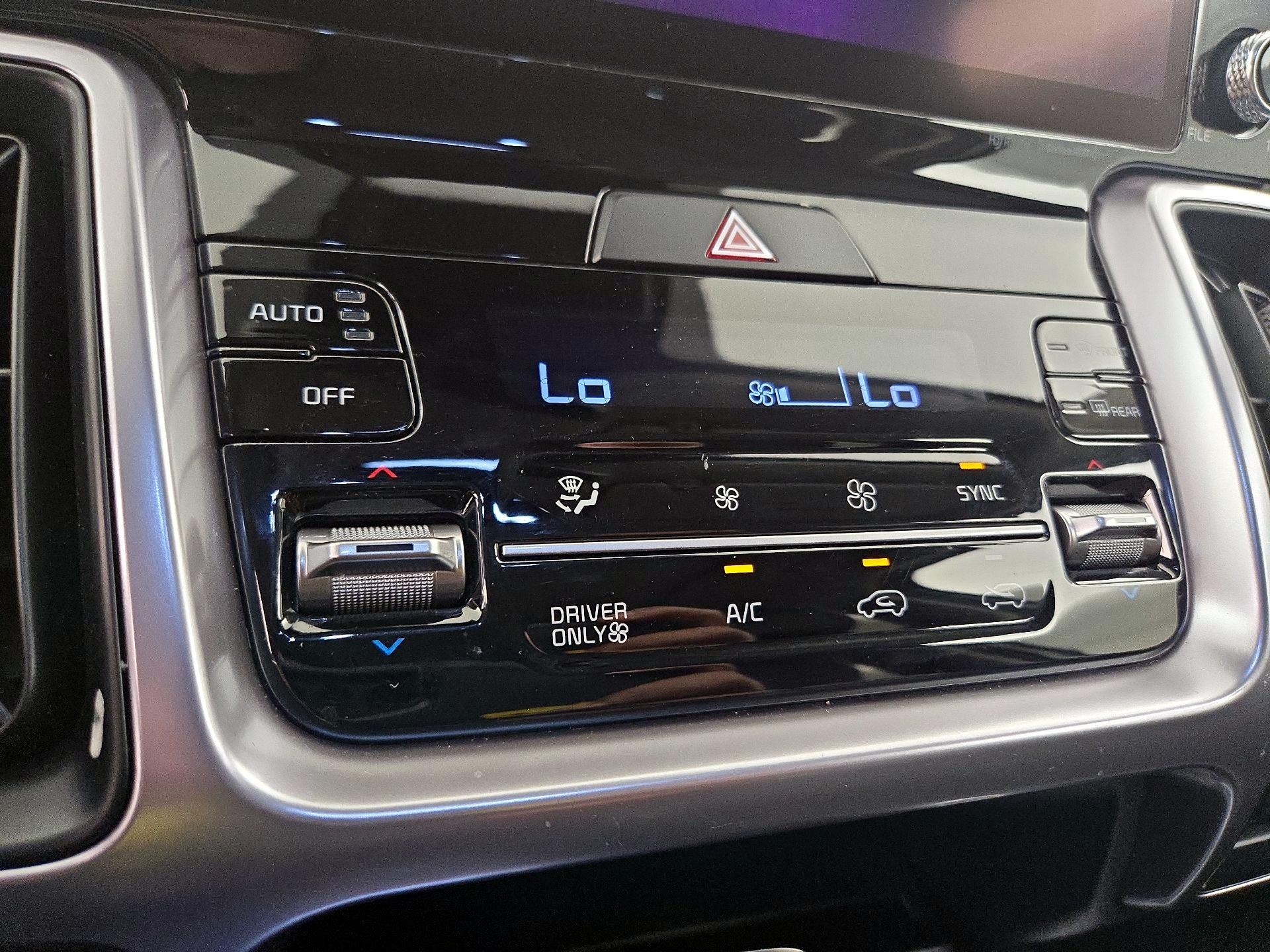 Thumbnail: 2024 Kia Sorento - 17