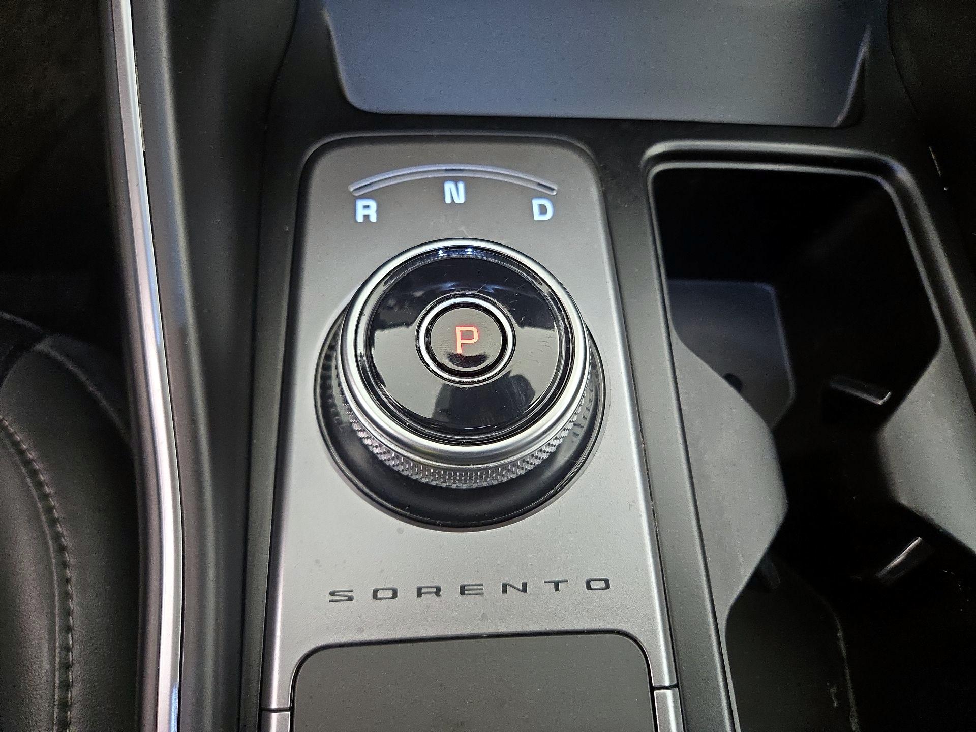 Thumbnail: 2024 Kia Sorento - 18