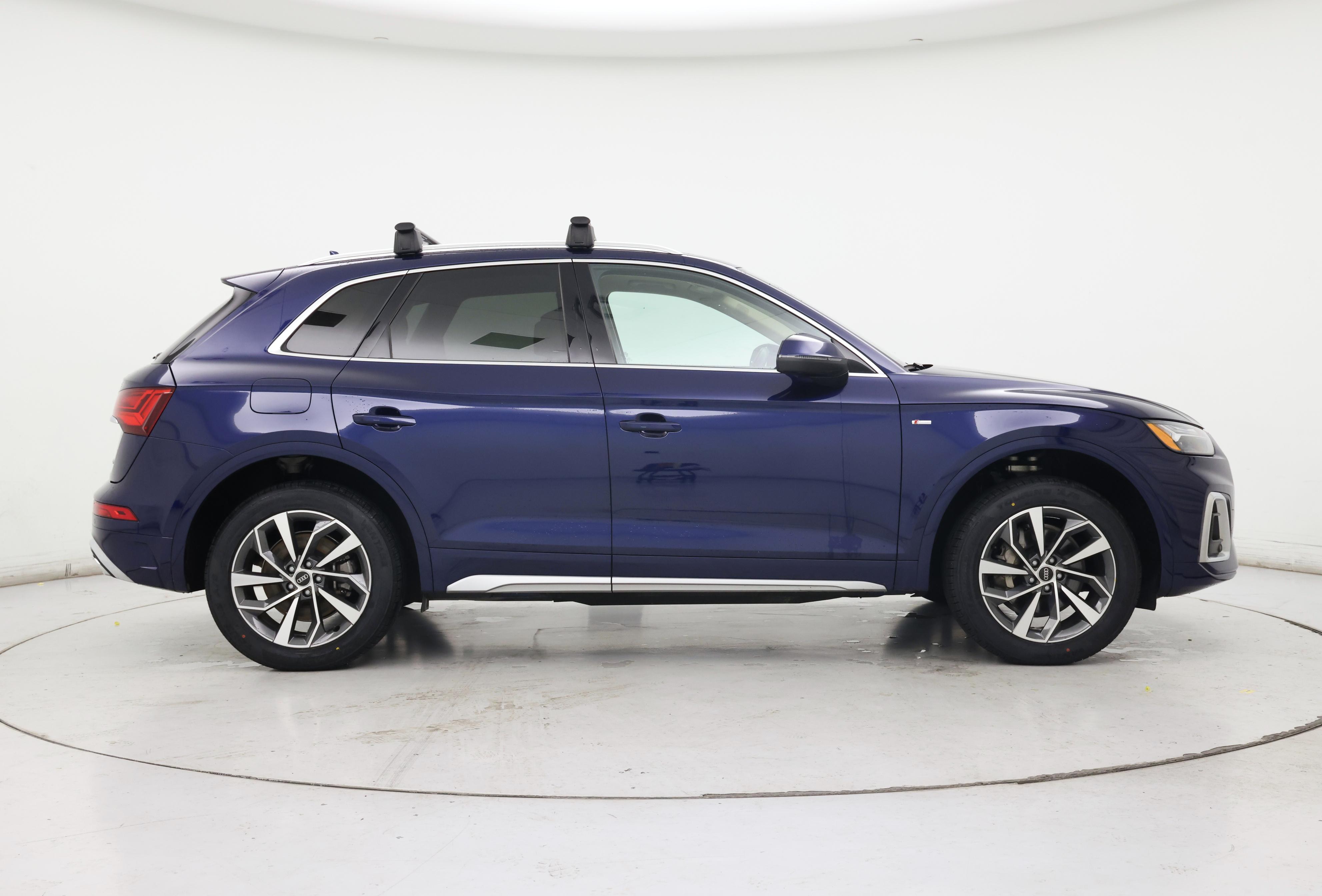 Thumbnail: 2023 Audi Q5 - 7