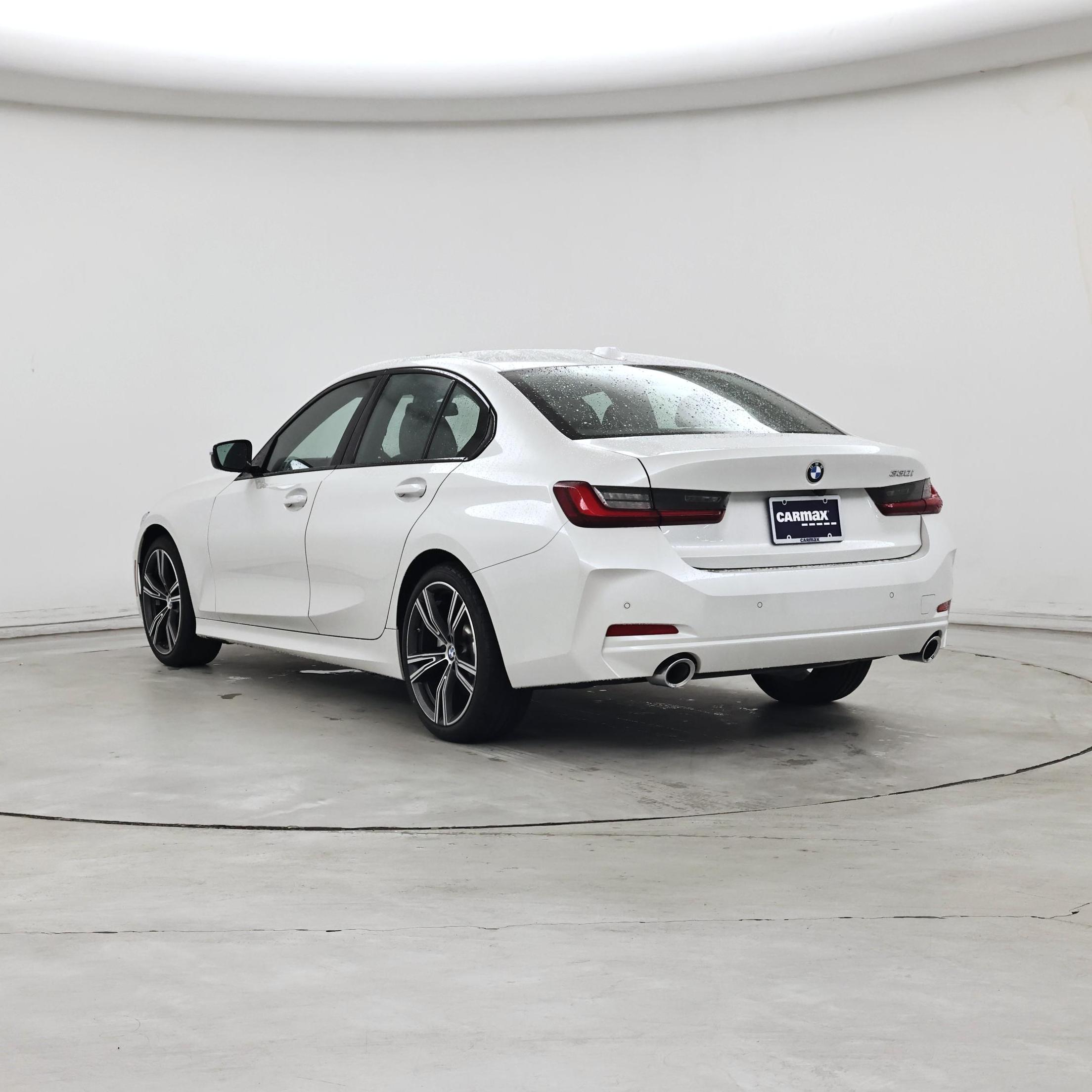 Thumbnail: 2023 BMW 3 Series - 2