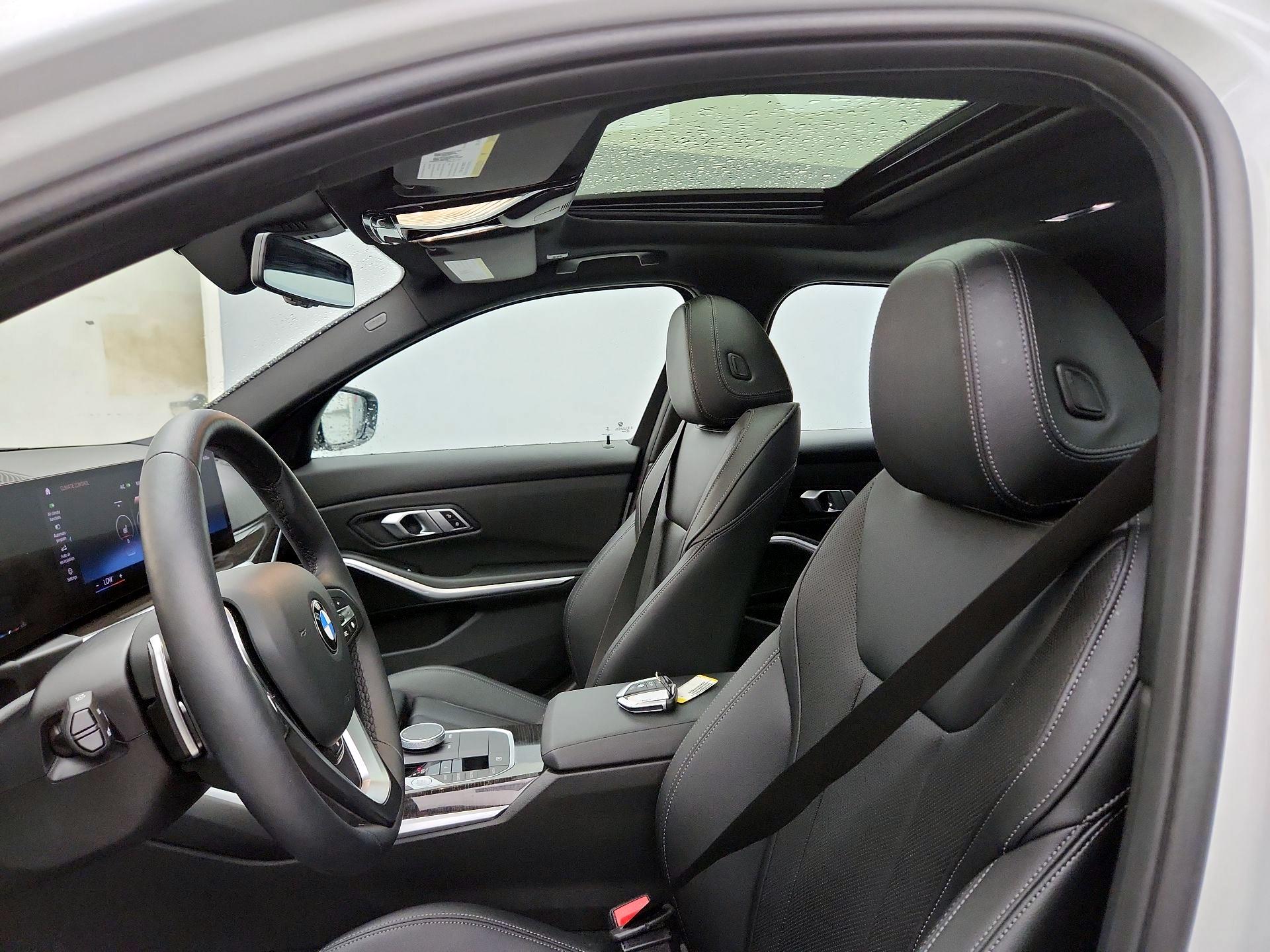 Thumbnail: 2023 BMW 3 Series - 20