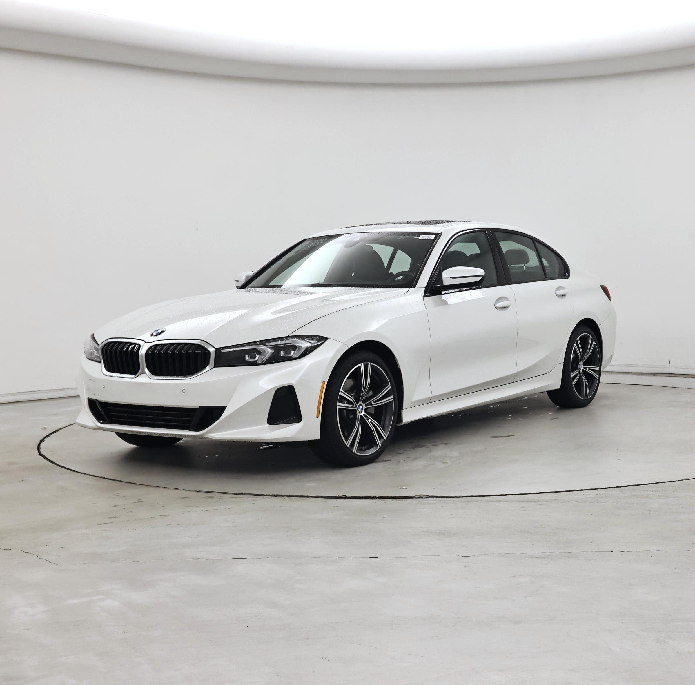Thumbnail: 2023 BMW 3 Series - 4