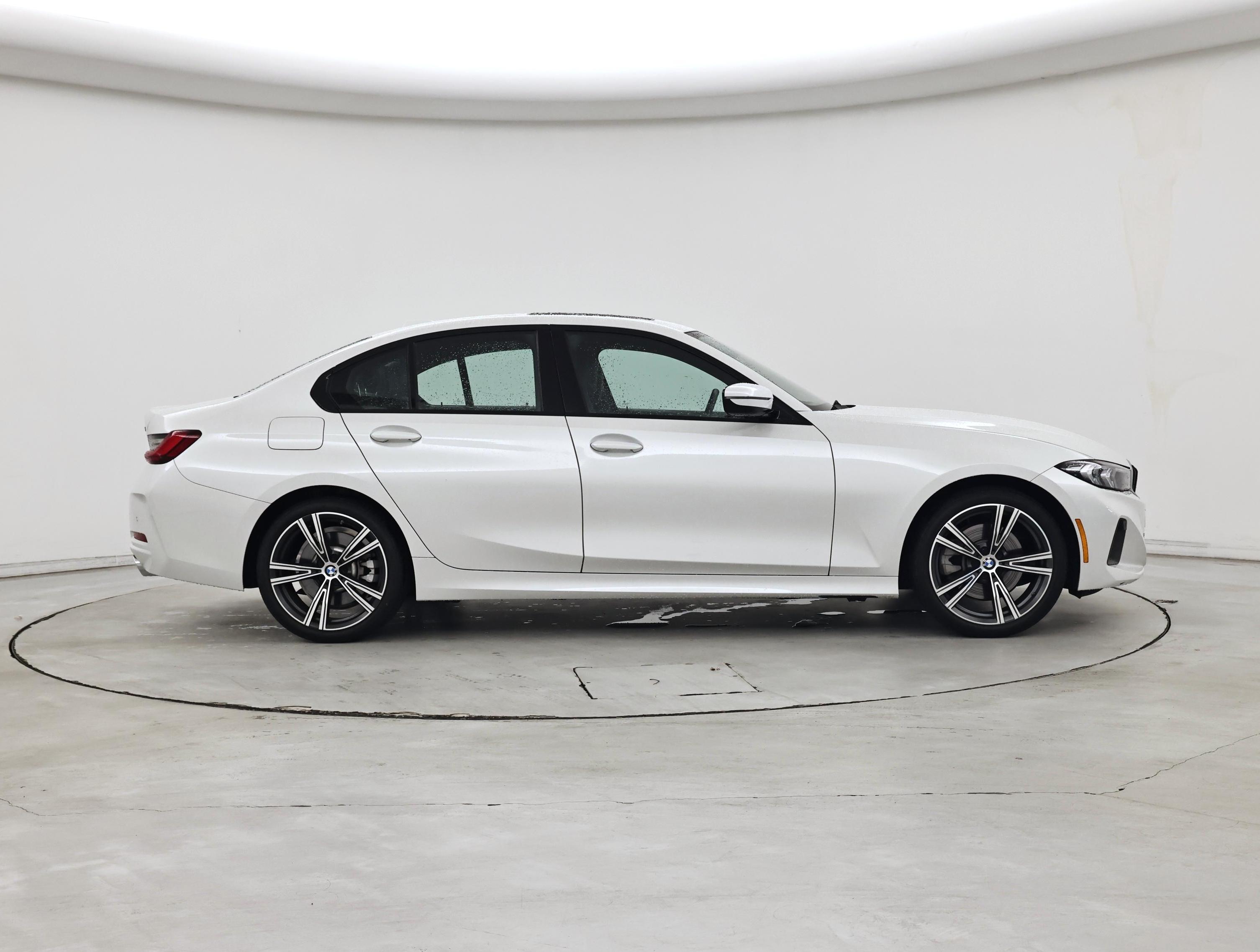 Thumbnail: 2023 BMW 3 Series - 7