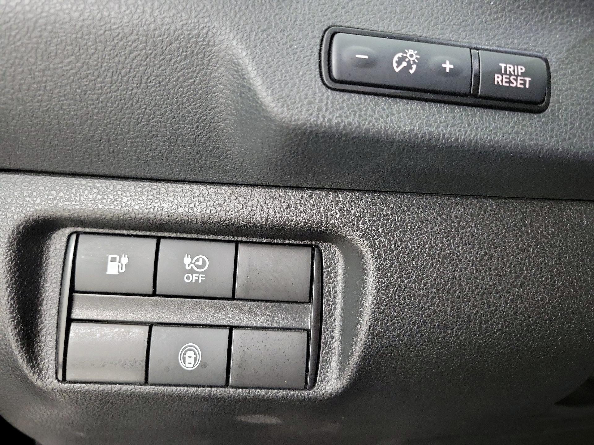 Thumbnail: 2024 Nissan Leaf - 13