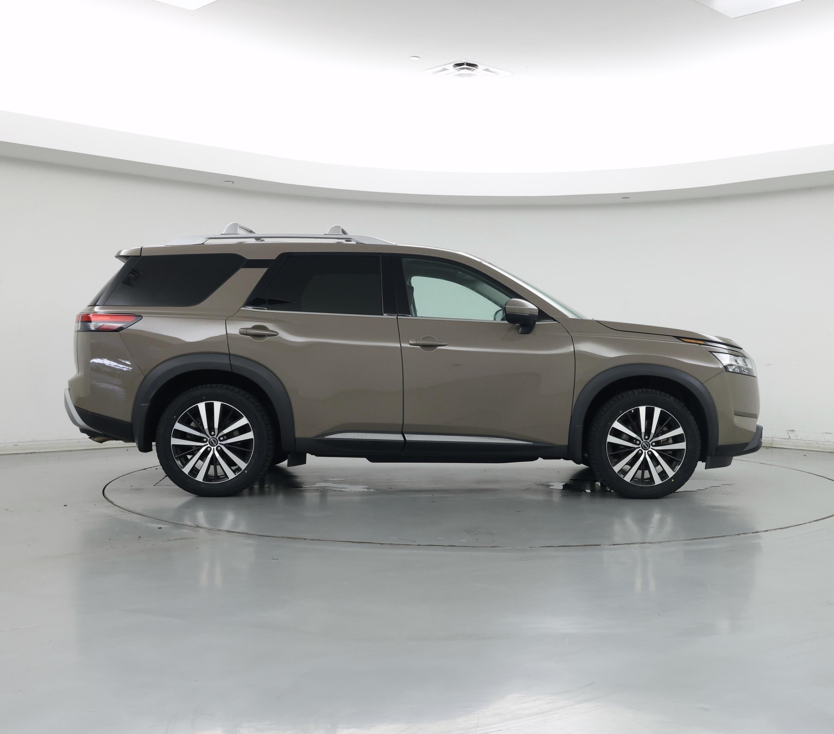 Thumbnail: 2023 Nissan Pathfinder - 7