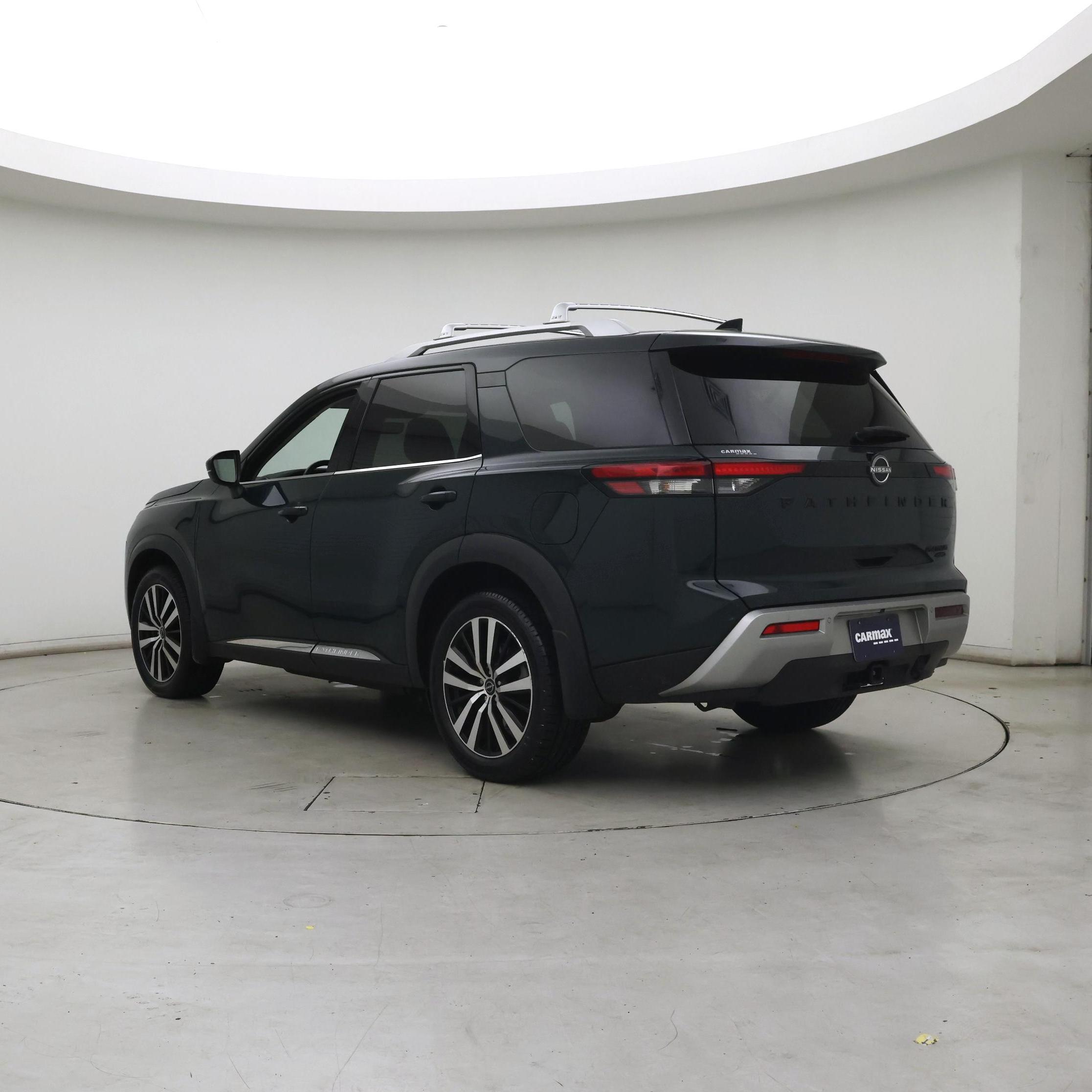Thumbnail: 2023 Nissan Pathfinder - 2