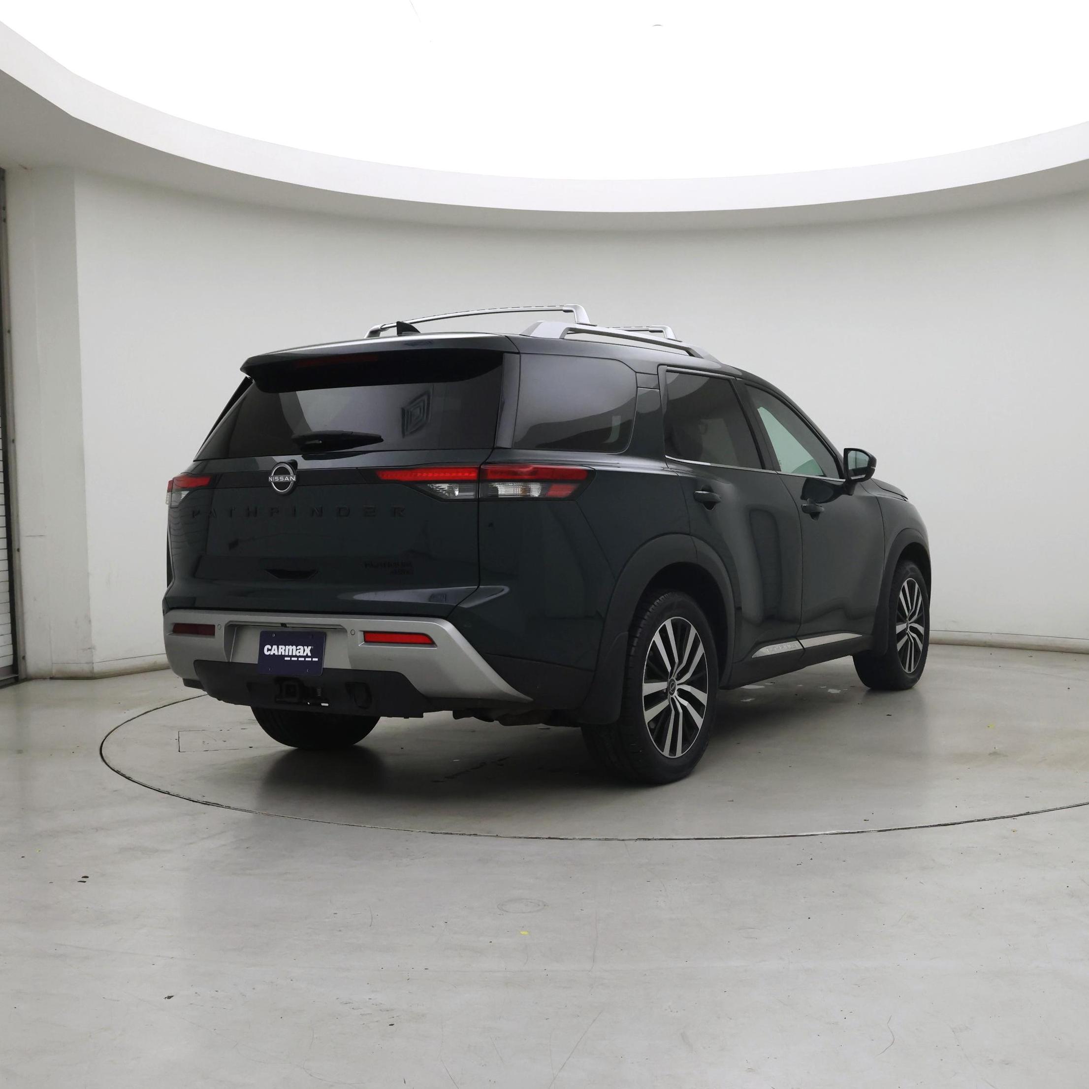 Thumbnail: 2023 Nissan Pathfinder - 8