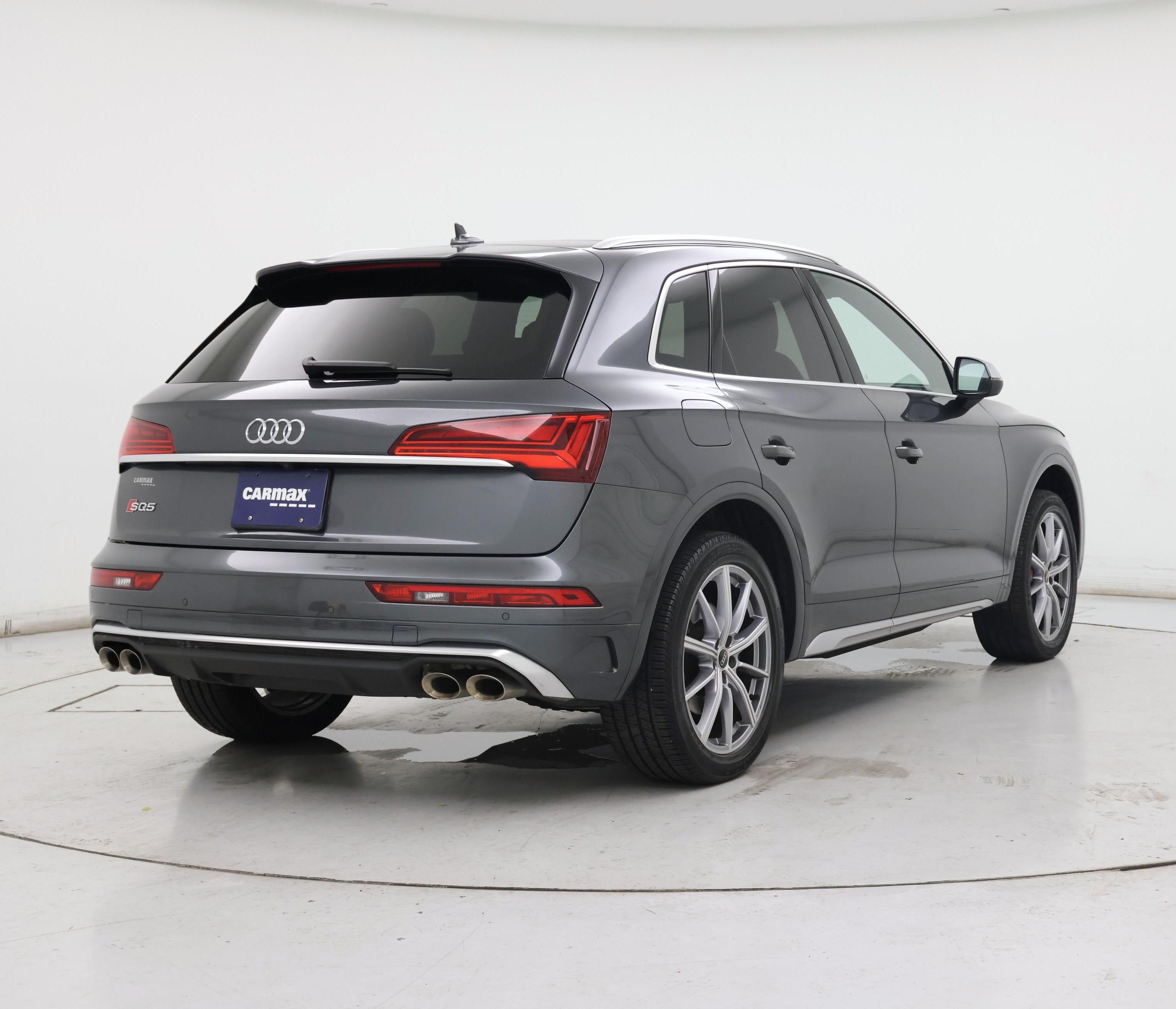 Thumbnail: 2022 Audi SQ5 - 8