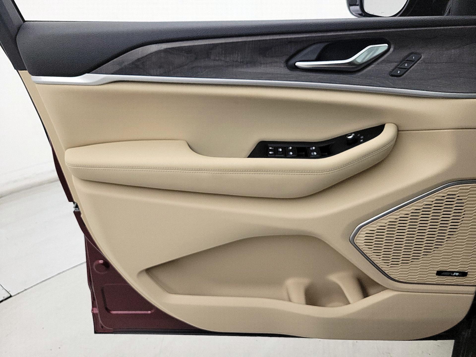 Thumbnail: 2023 Jeep Grand Cherokee - 12