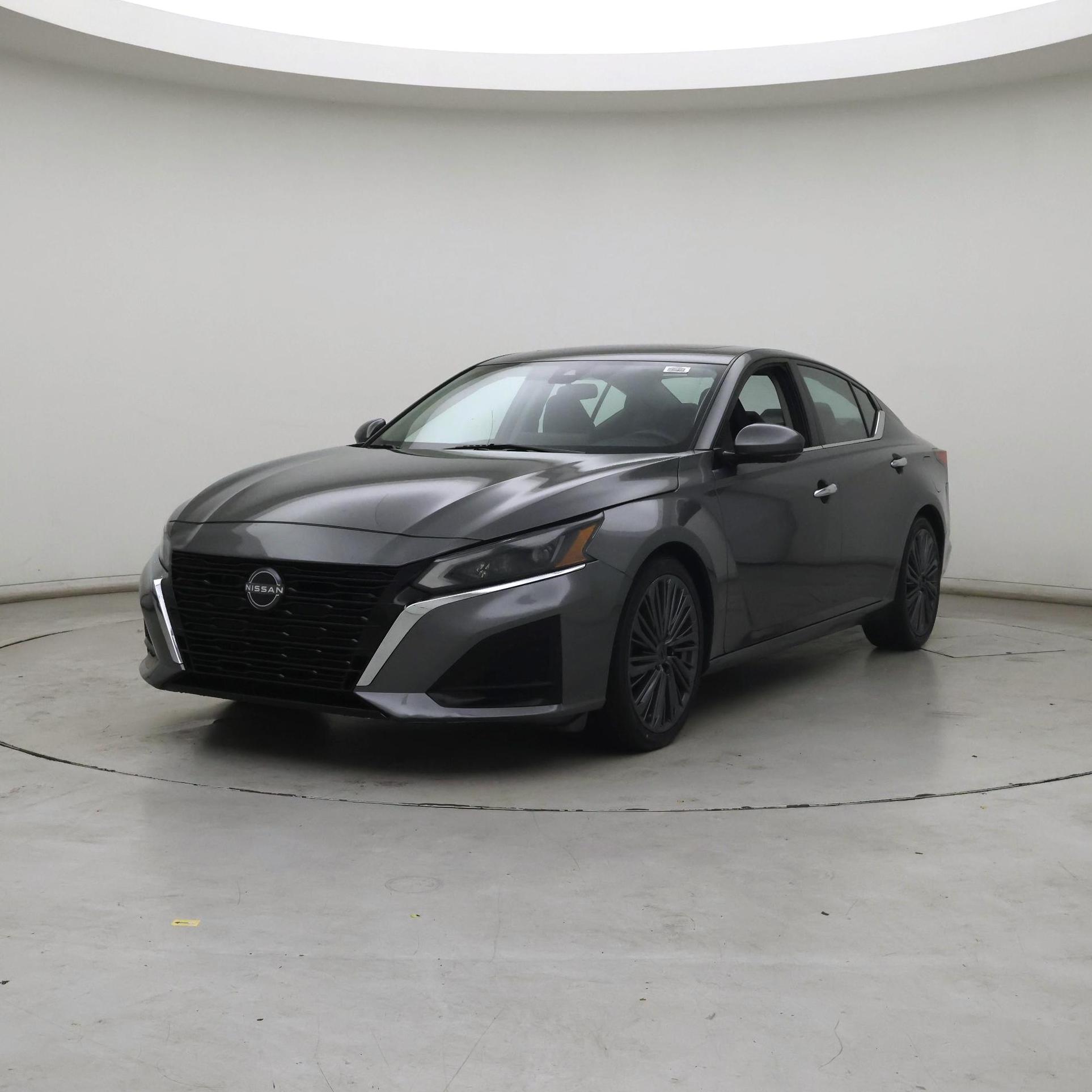 Thumbnail: 2023 Nissan Altima - 4