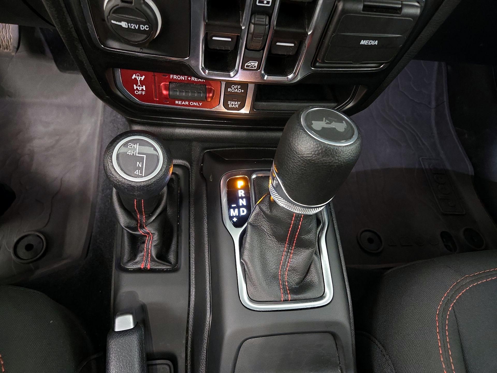 Thumbnail: 2022 Jeep Wrangler - 18