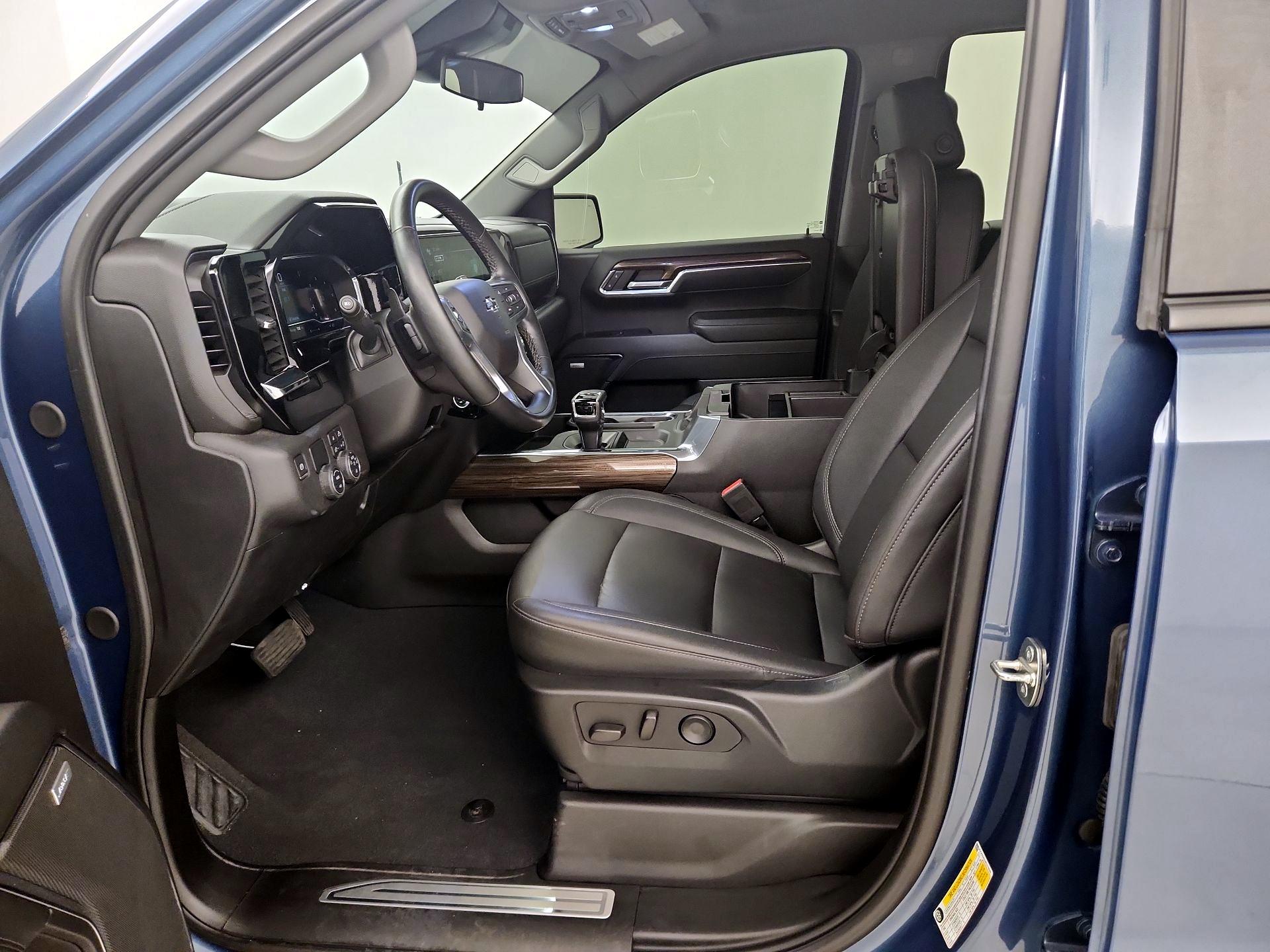 Thumbnail: 2024 Chevrolet Silverado 1500 - 11