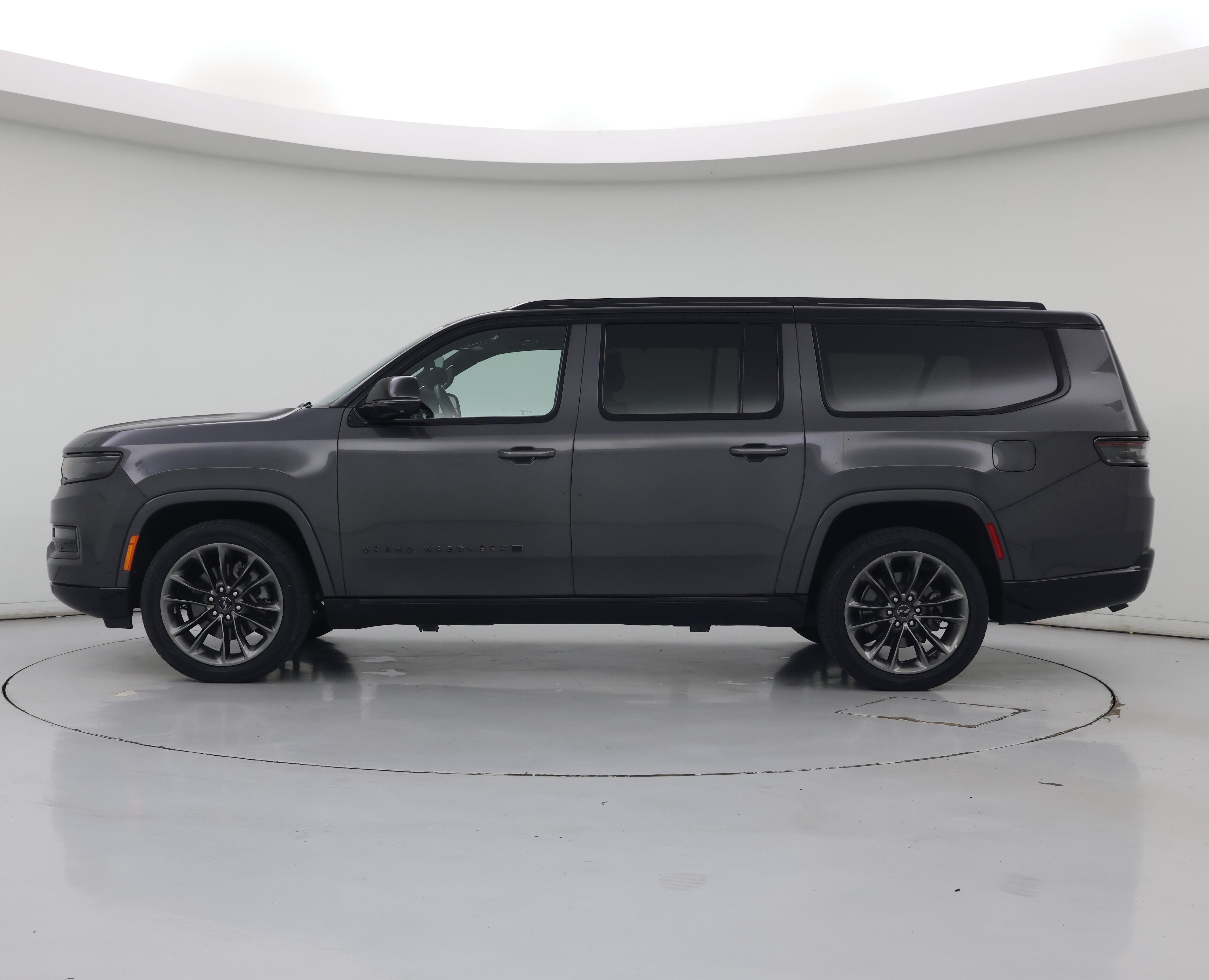 Thumbnail: 2024 Jeep Grand Wagoneer L - 3