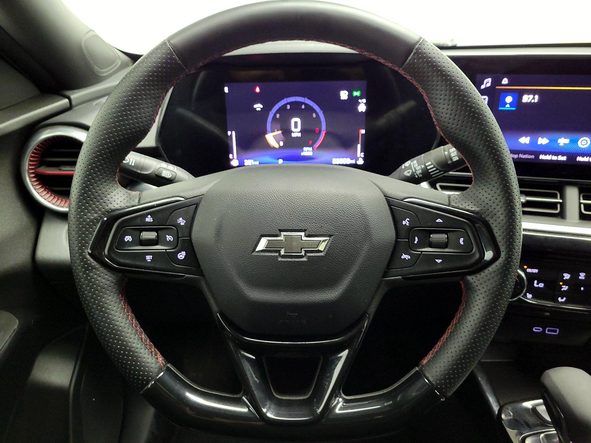 Thumbnail: 2024 Chevrolet Trax - 10