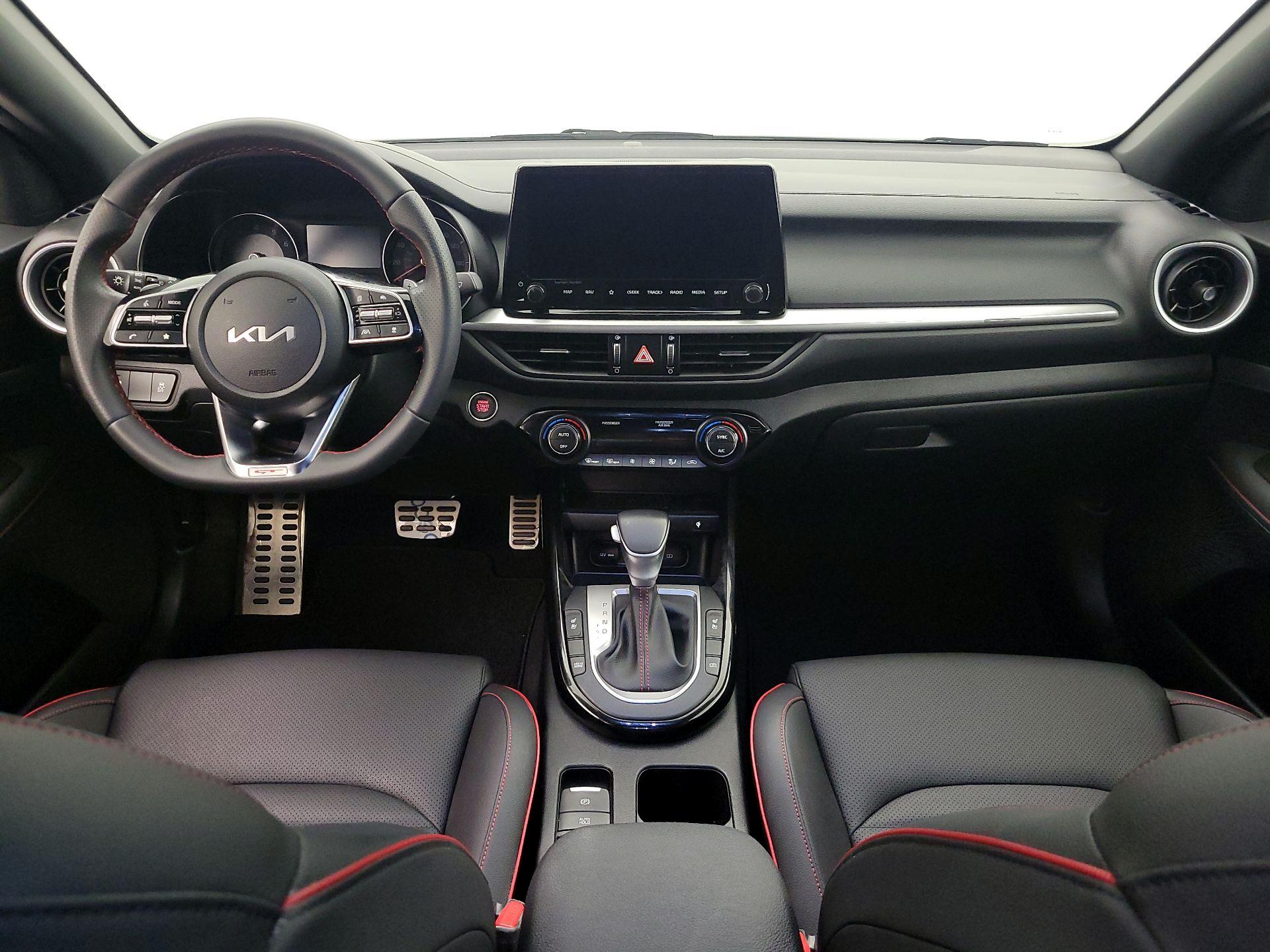 Thumbnail: 2024 Kia Forte - 9