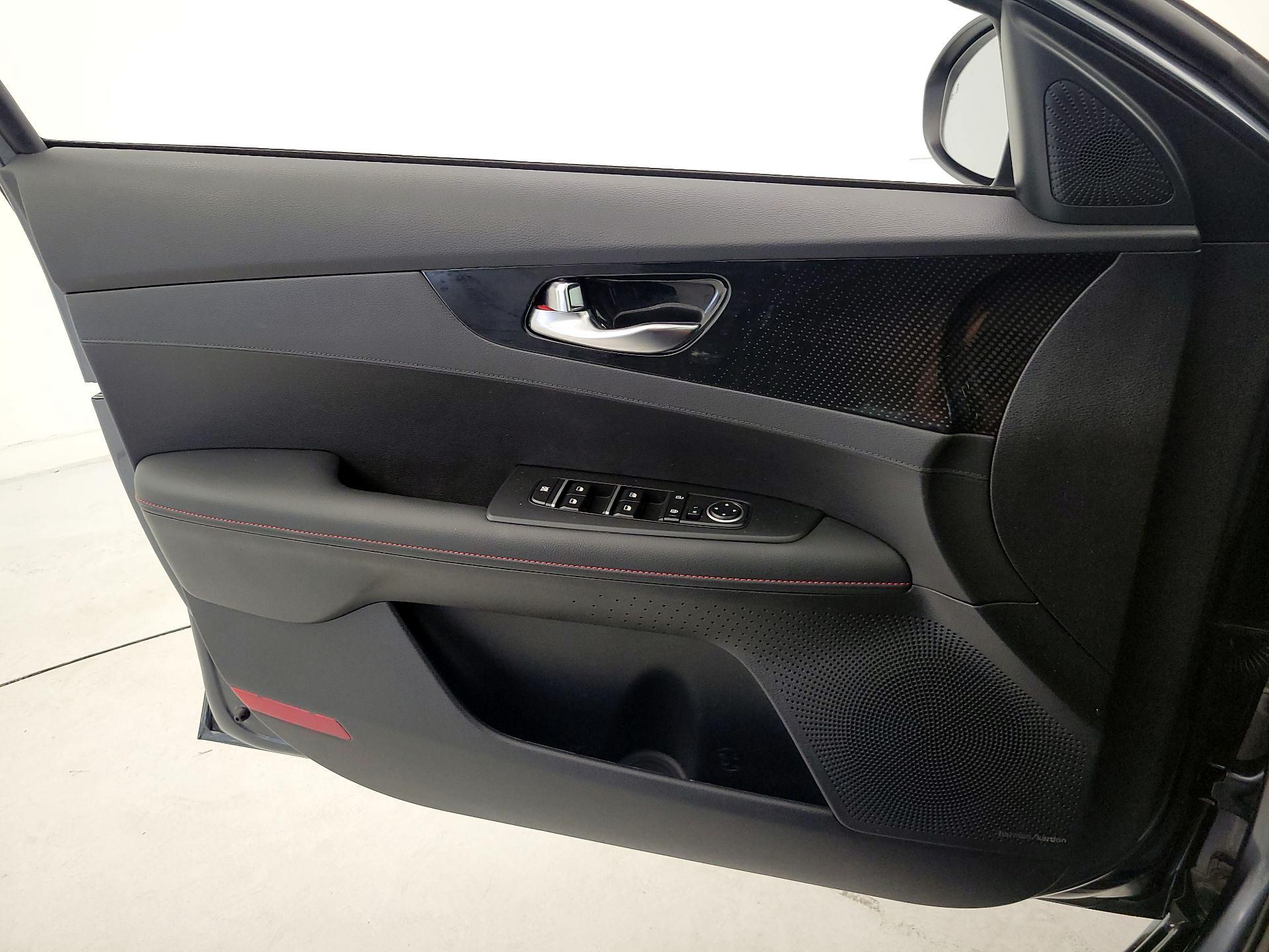 Thumbnail: 2024 Kia Forte - 12