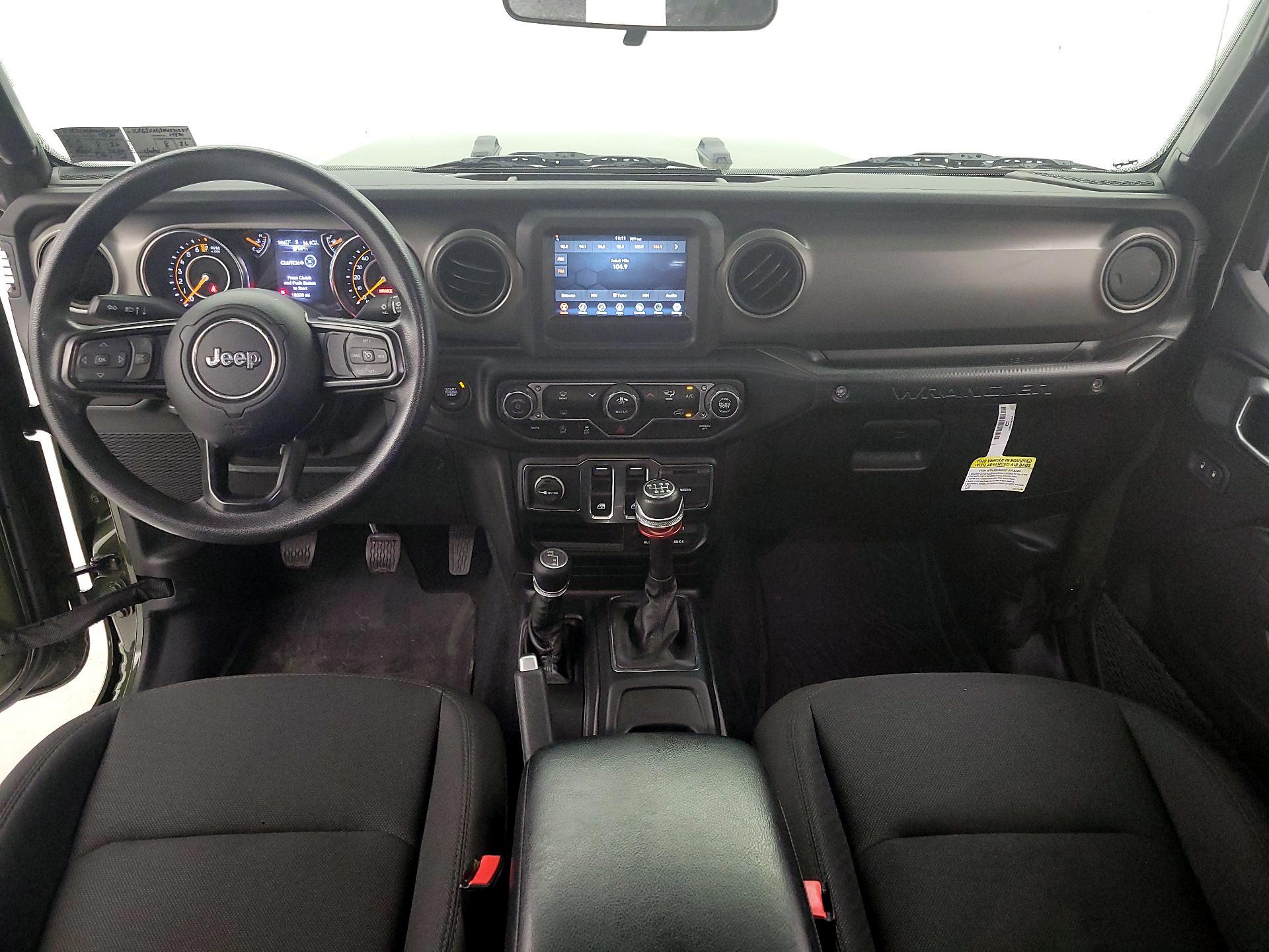 Thumbnail: 2022 Jeep Wrangler - 9