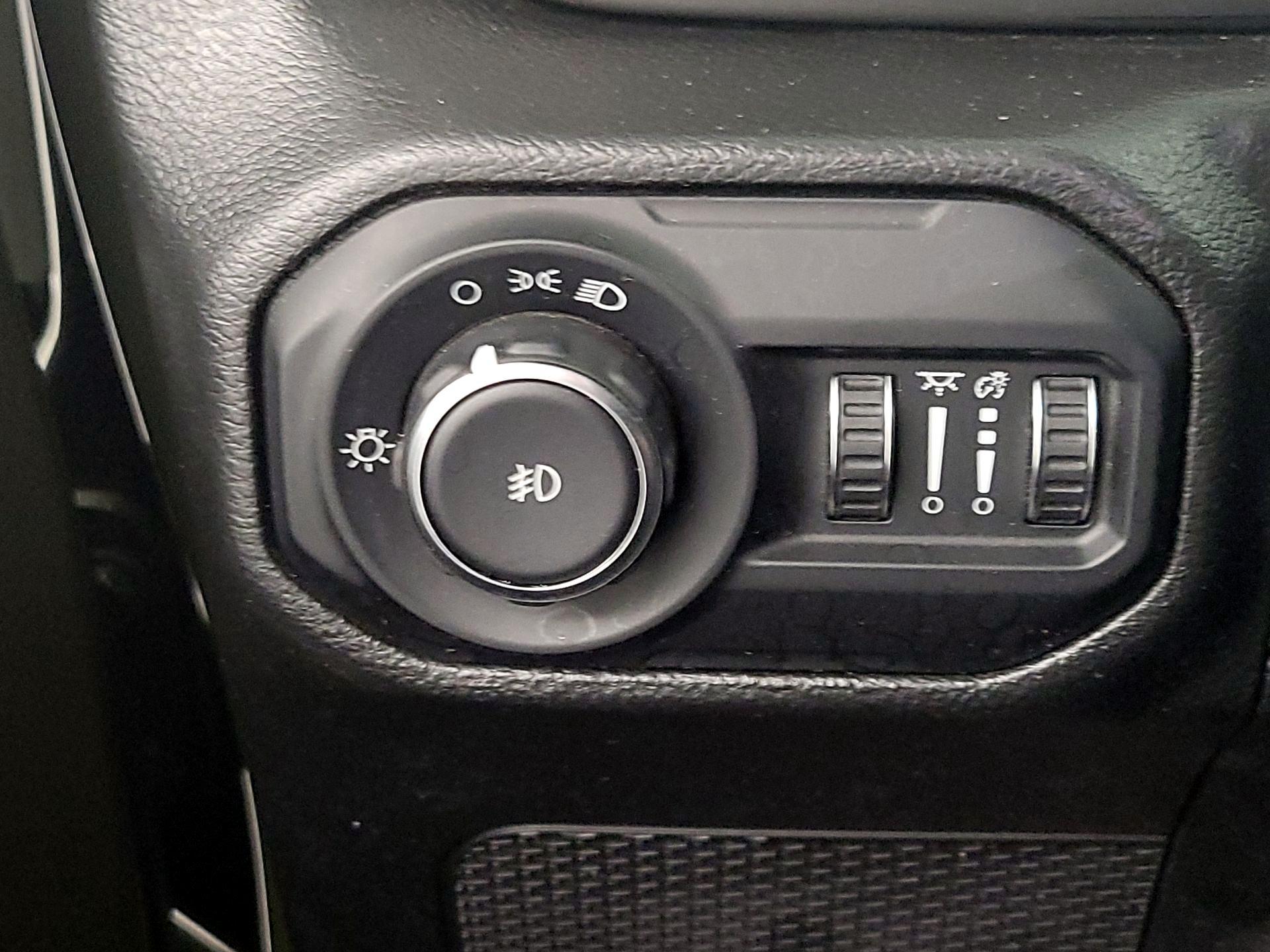 Thumbnail: 2022 Jeep Wrangler - 13