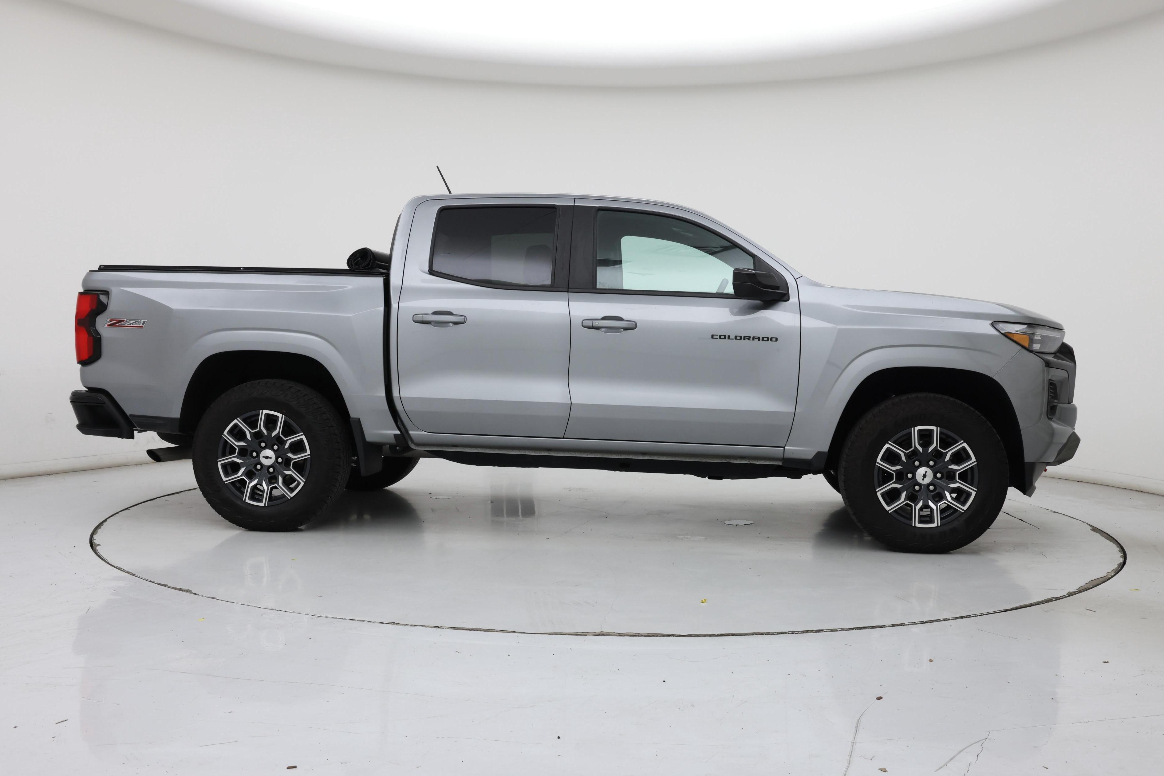 Thumbnail: 2024 Chevrolet Colorado - 7