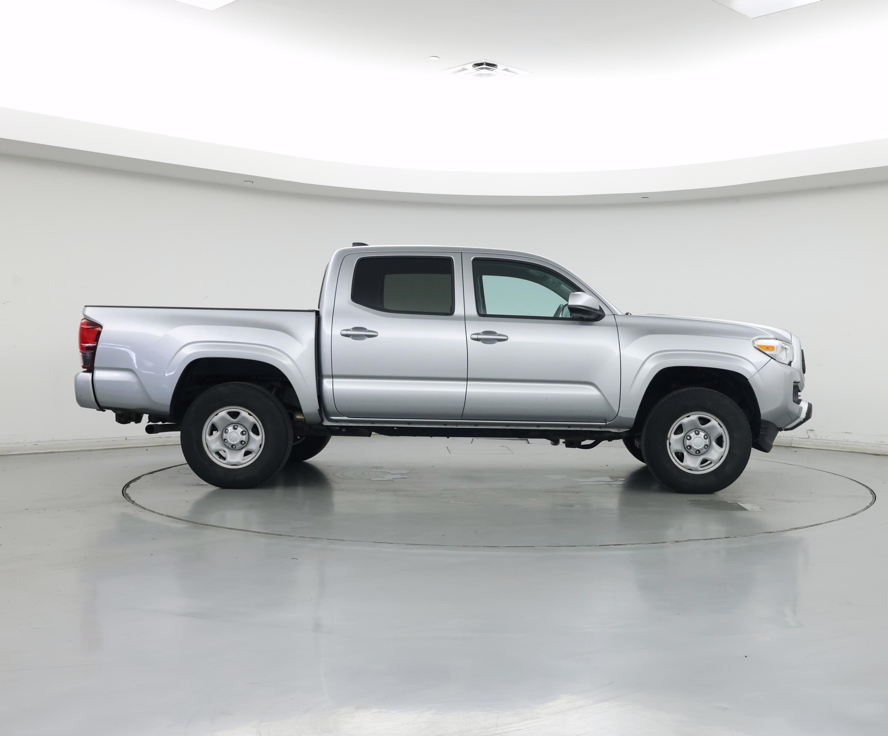 Thumbnail: 2023 Toyota Tacoma - 7