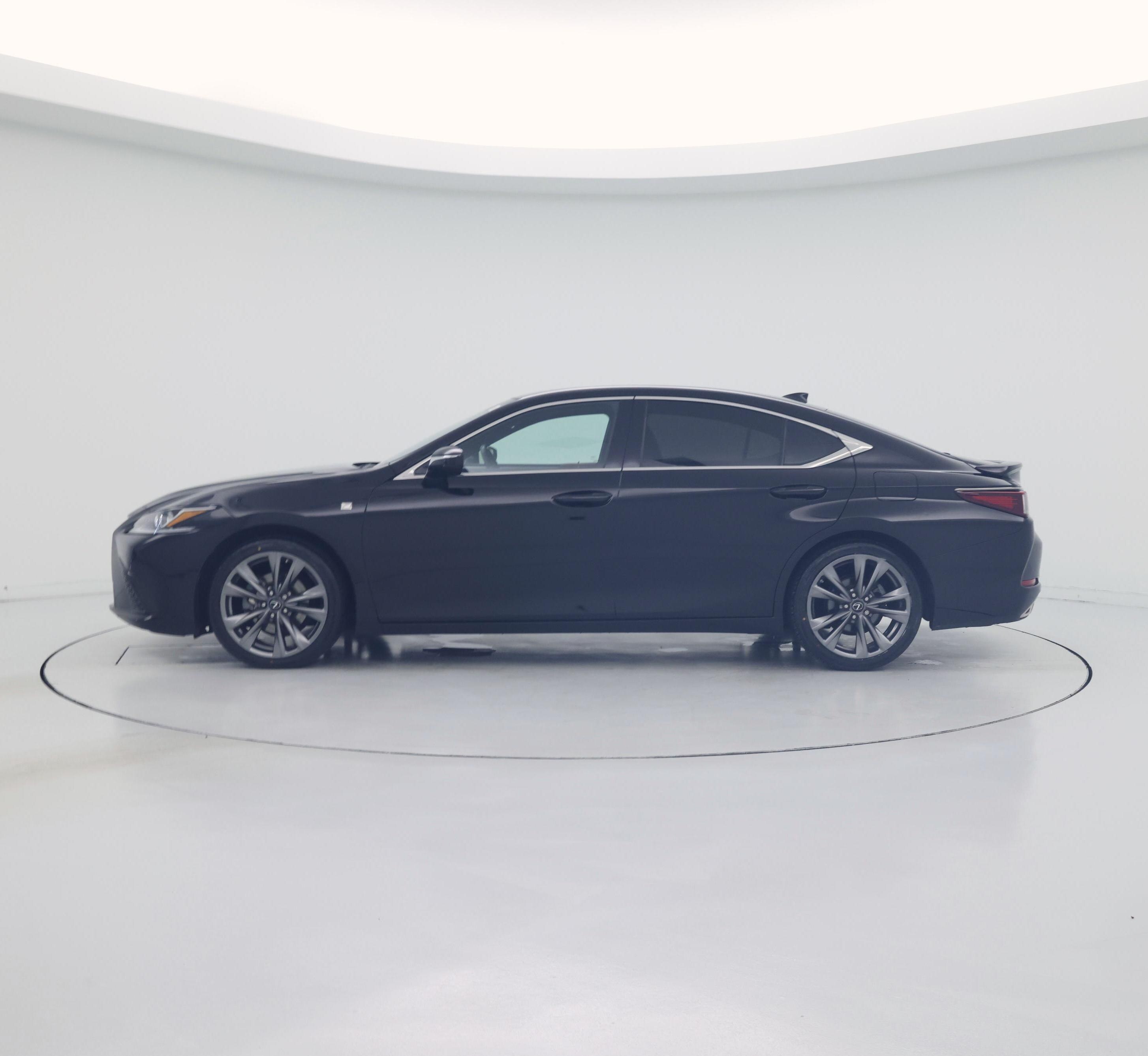 Thumbnail: 2021 Lexus ES - 3