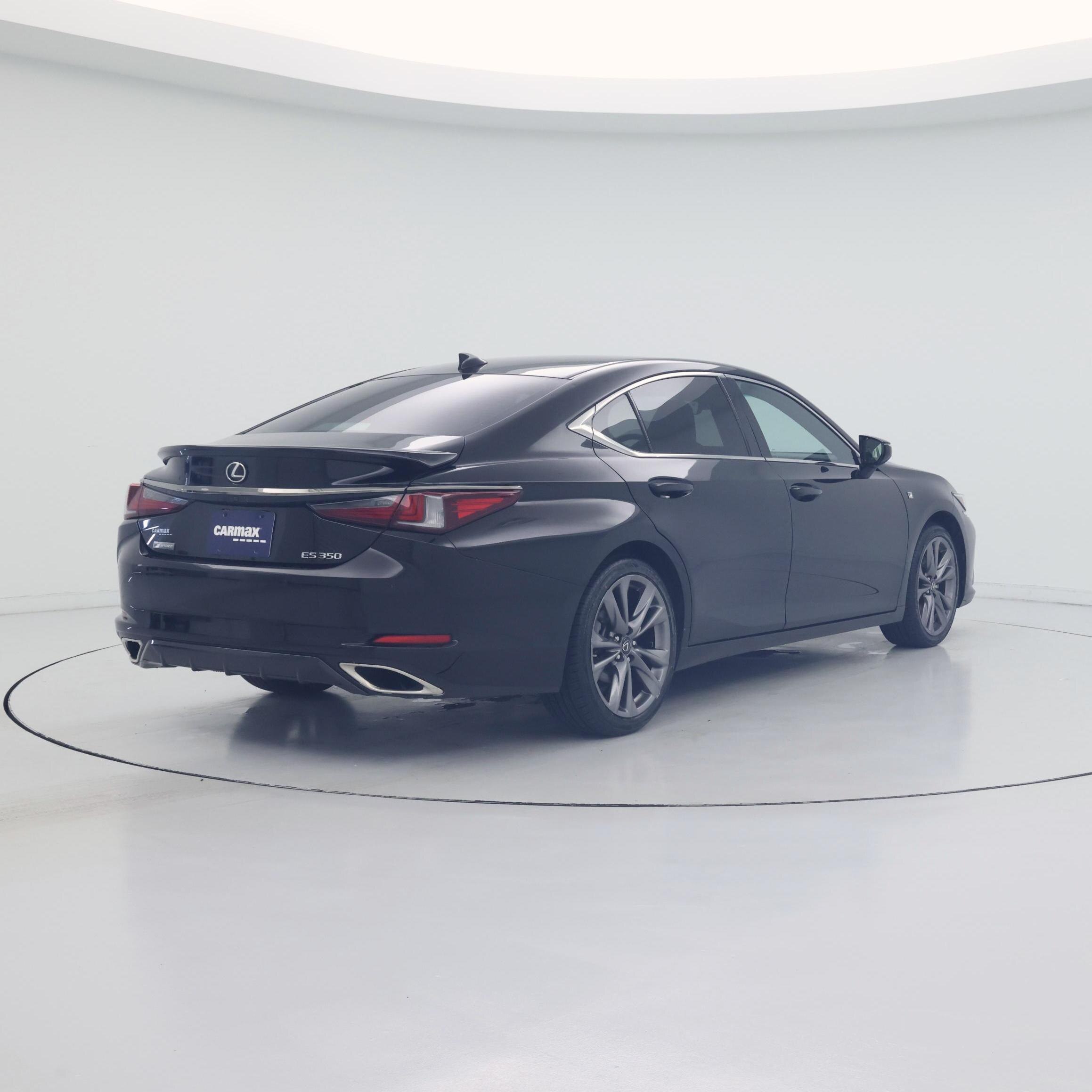 Thumbnail: 2021 Lexus ES - 8