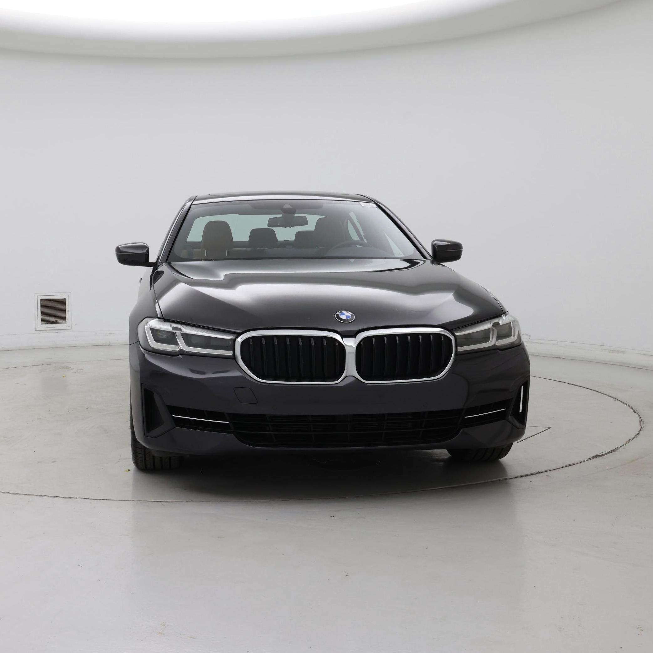 Thumbnail: 2021 BMW 5 Series - 5