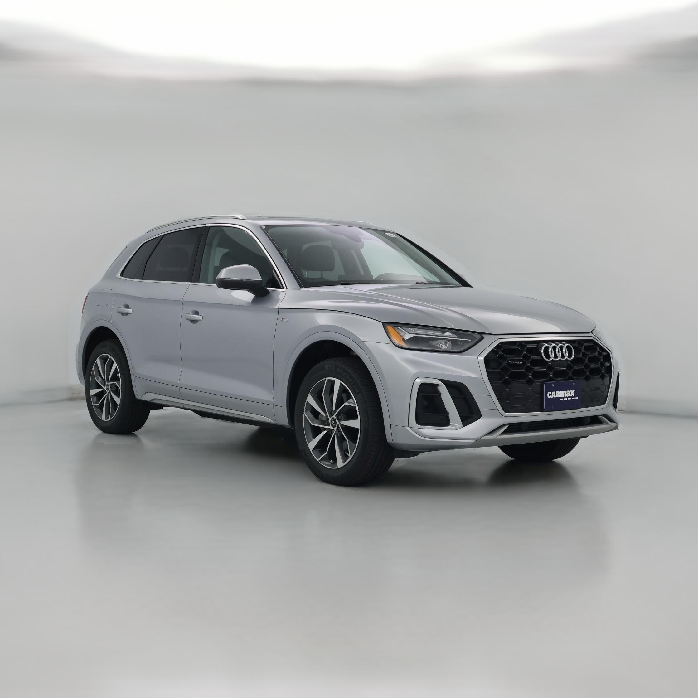 Thumbnail: 2023 Audi Q5 - 1