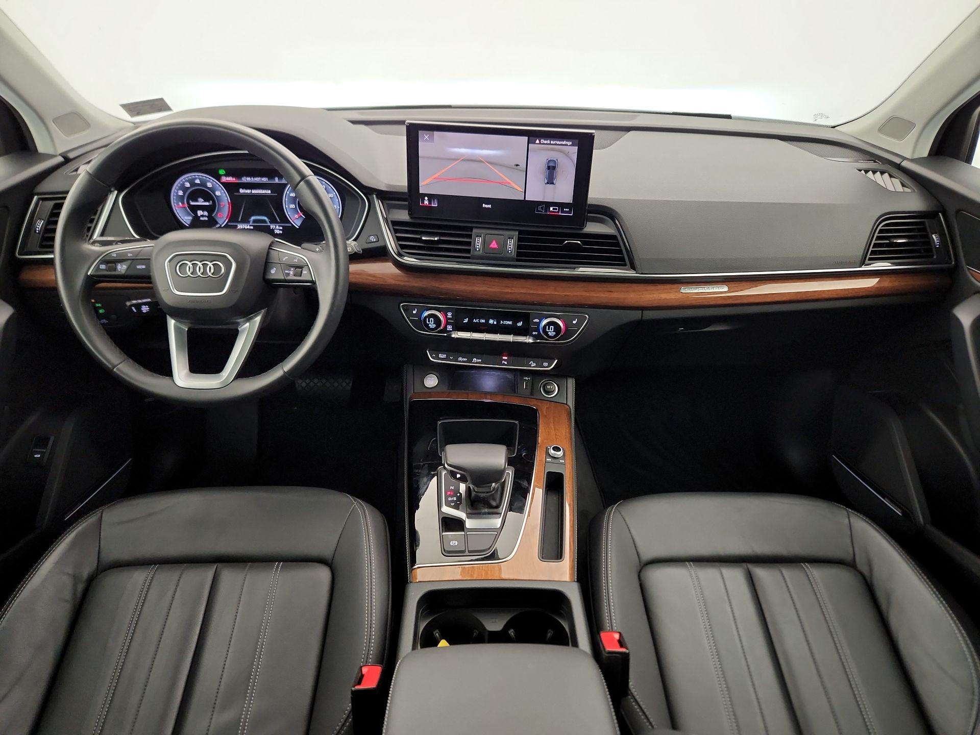 Thumbnail: 2023 Audi Q5 - 9