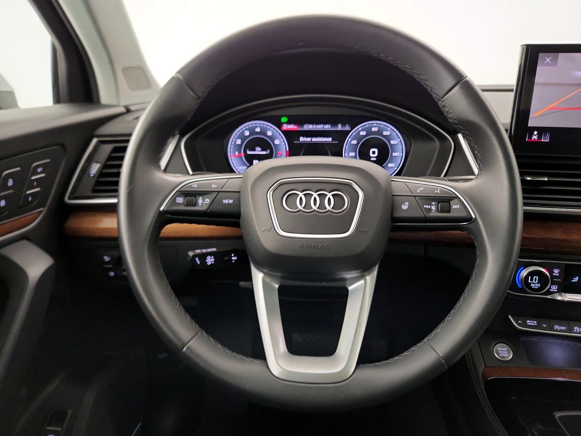 Thumbnail: 2023 Audi Q5 - 10