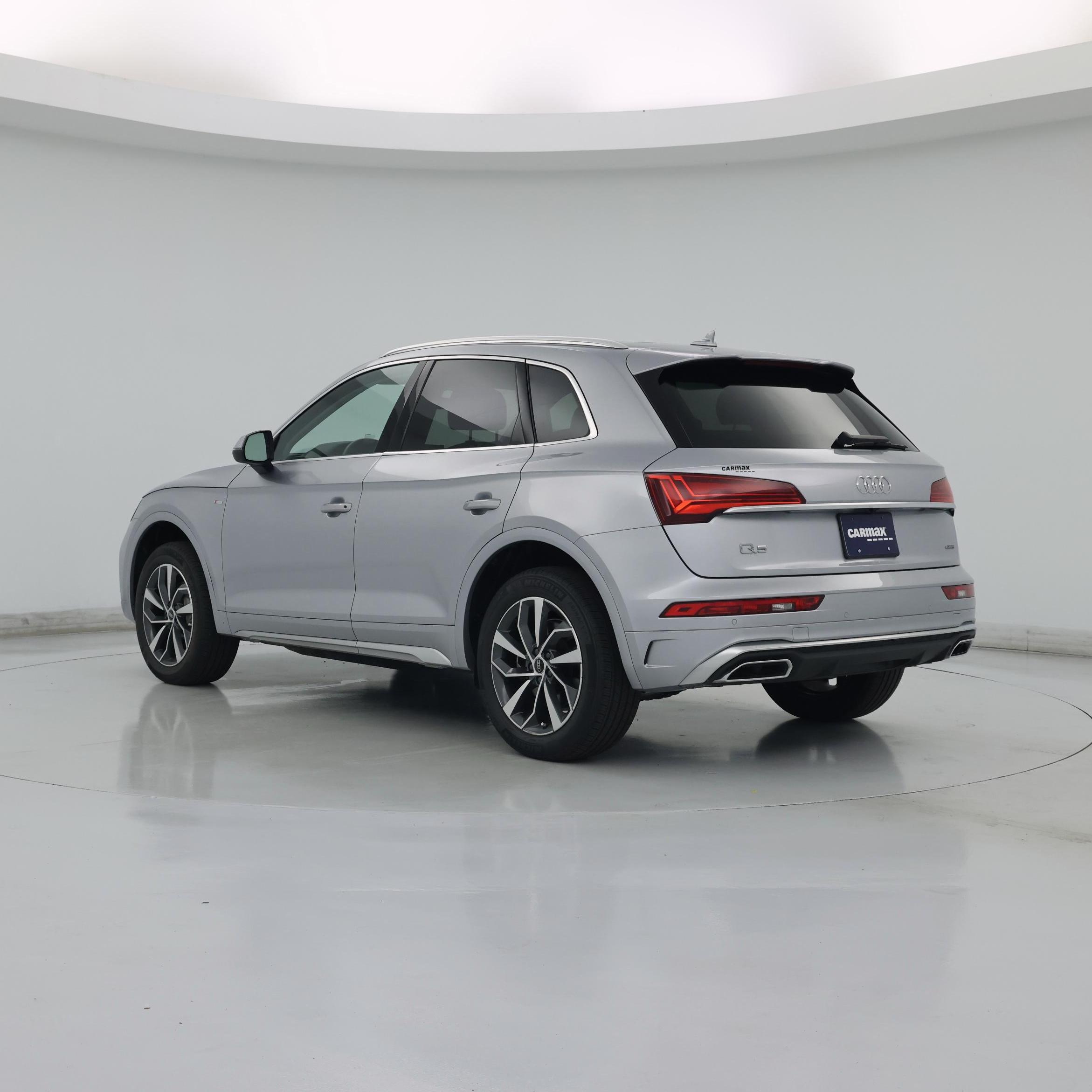 Thumbnail: 2023 Audi Q5 - 2