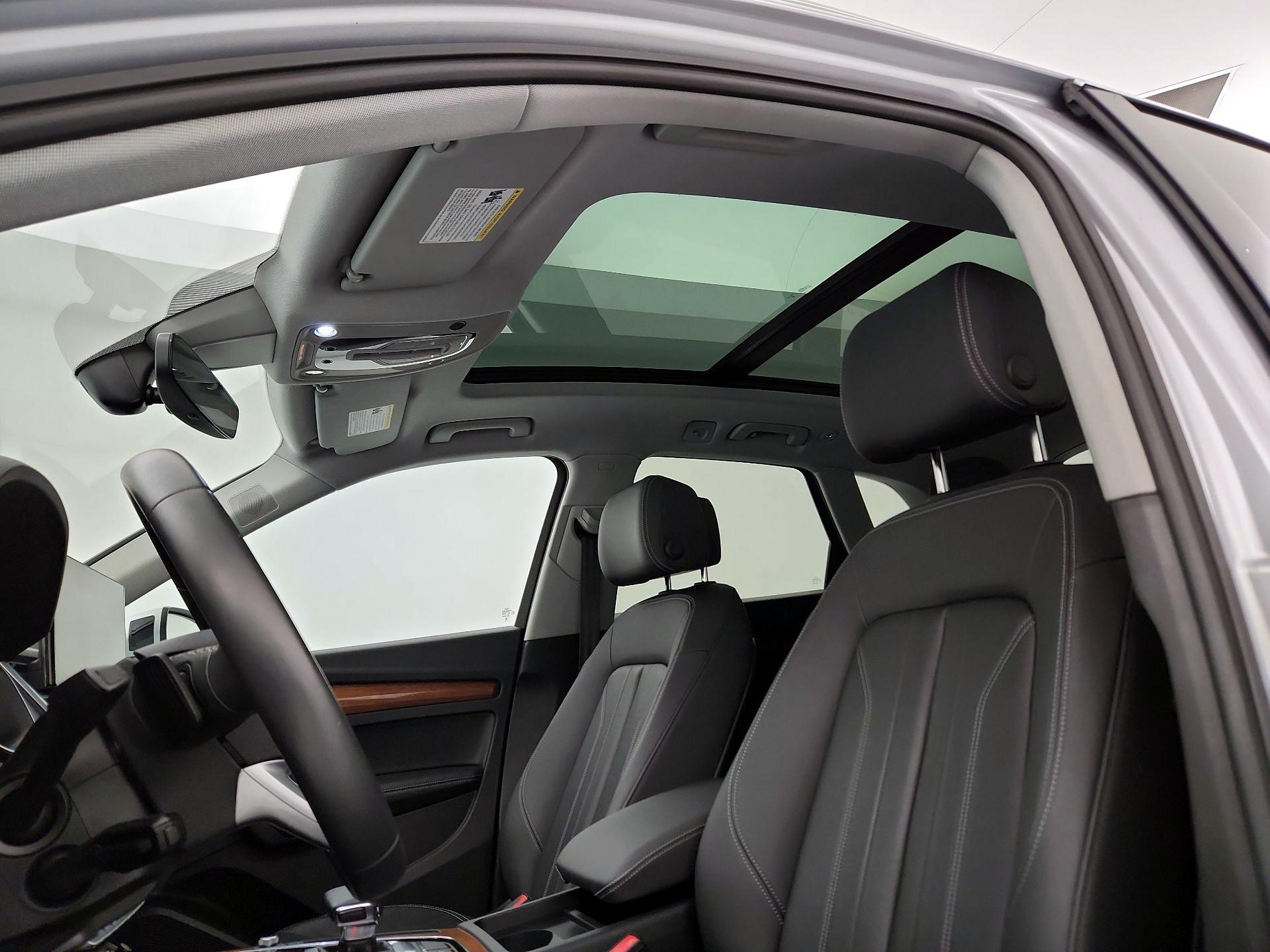 Thumbnail: 2023 Audi Q5 - 19