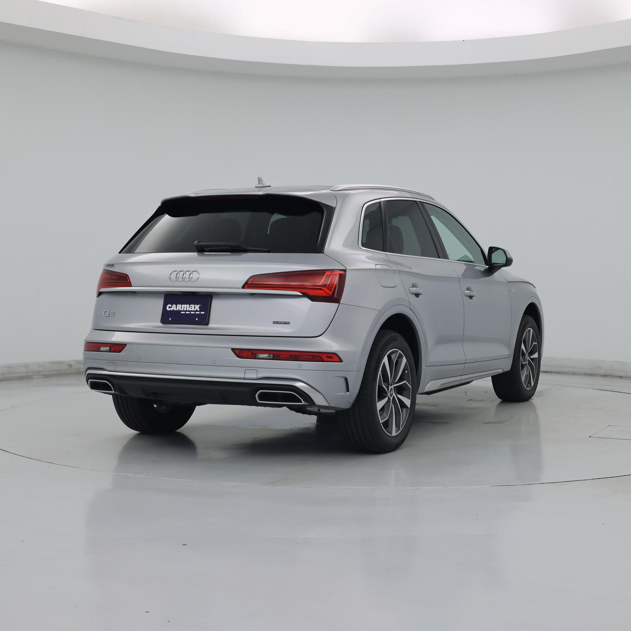 Thumbnail: 2023 Audi Q5 - 8