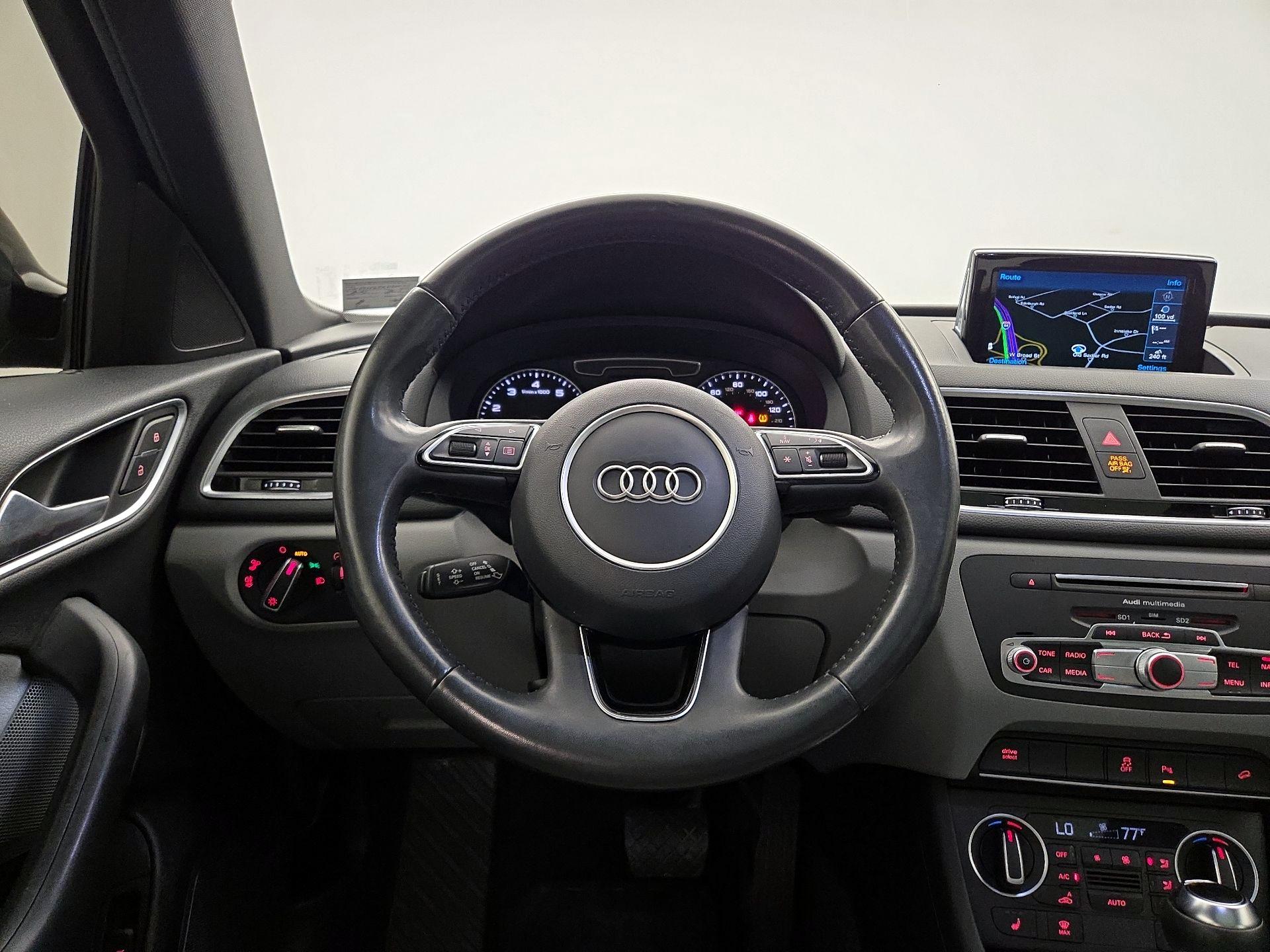 Thumbnail: 2018 Audi Q3 - 10