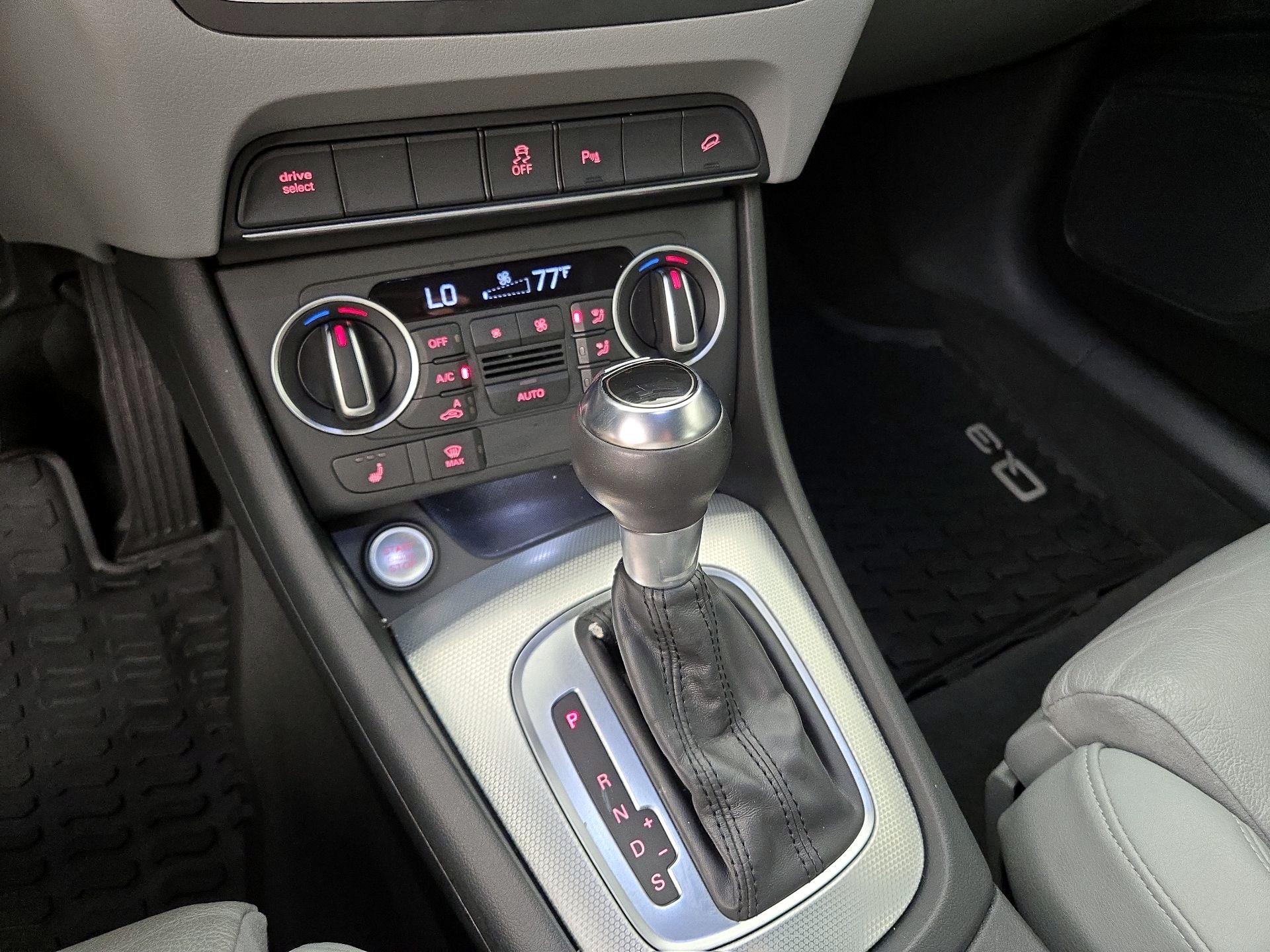 Thumbnail: 2018 Audi Q3 - 18