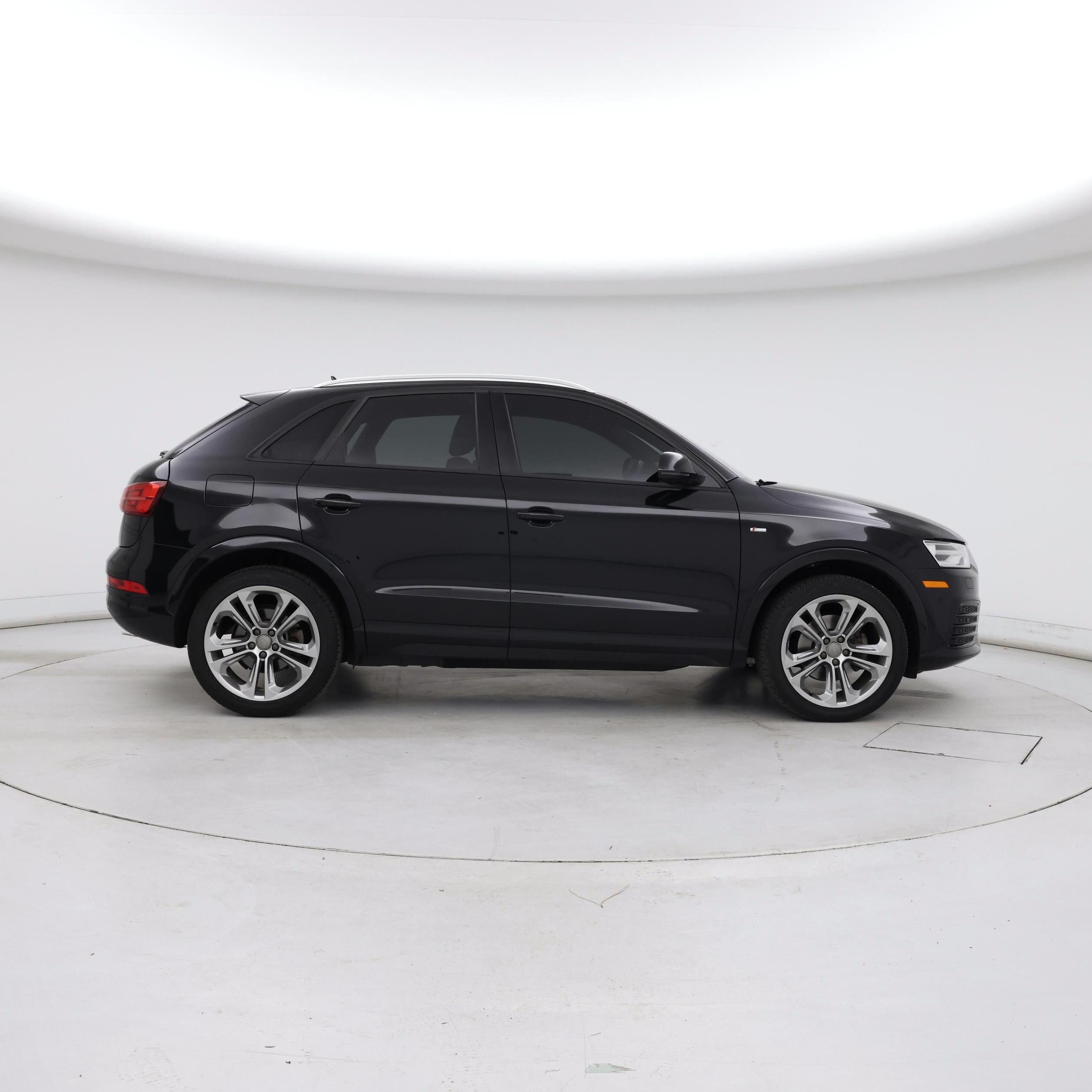 Thumbnail: 2018 Audi Q3 - 7
