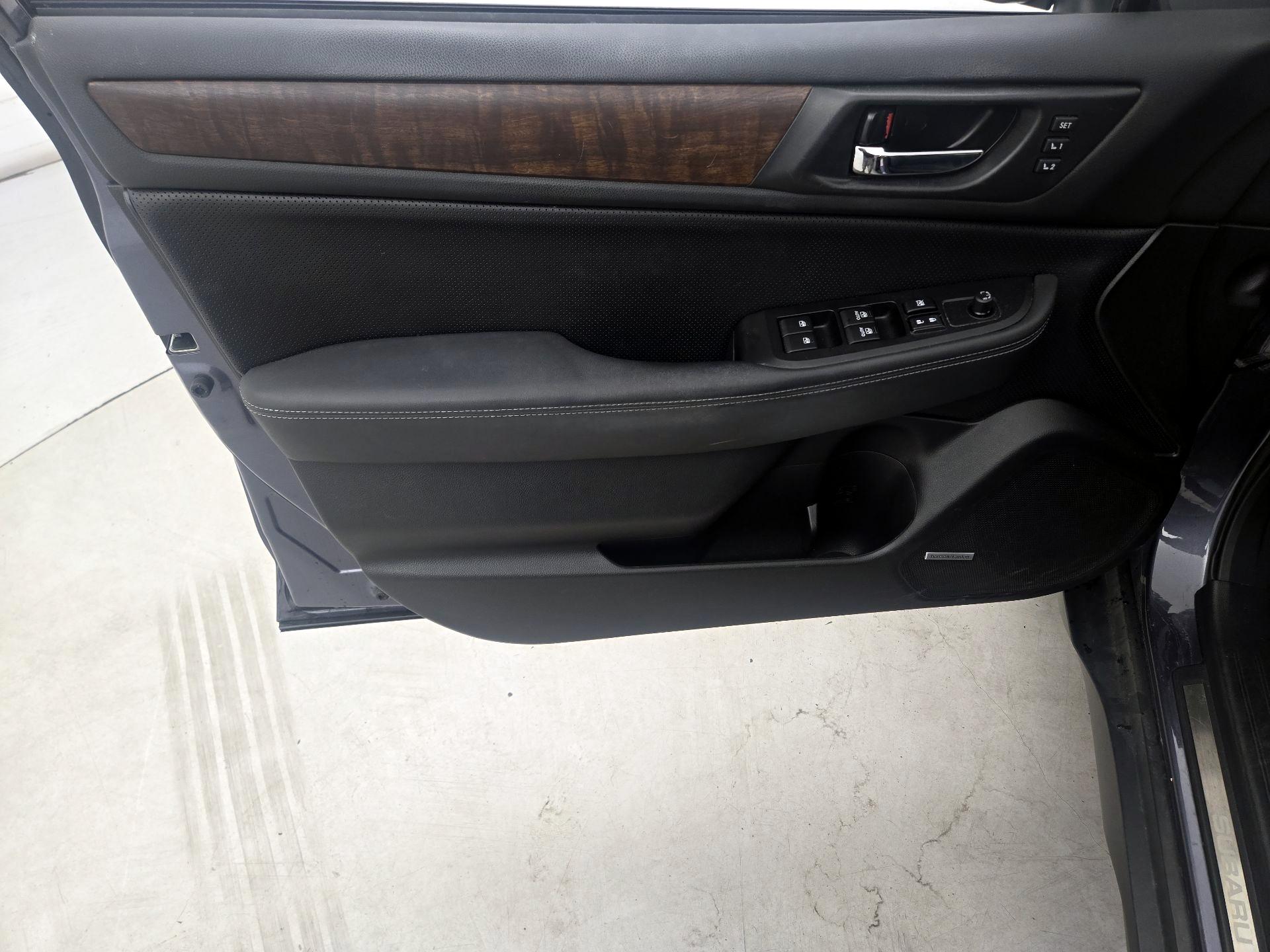 Thumbnail: 2016 Subaru Outback - 12