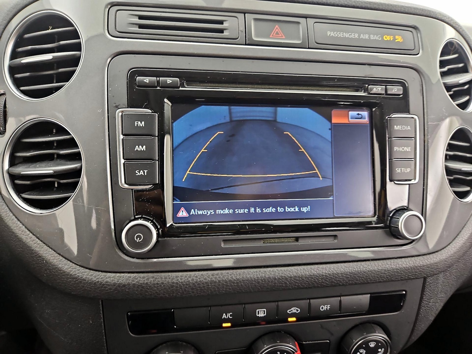 2015 Volkswagen Tiguan S - Photo 15