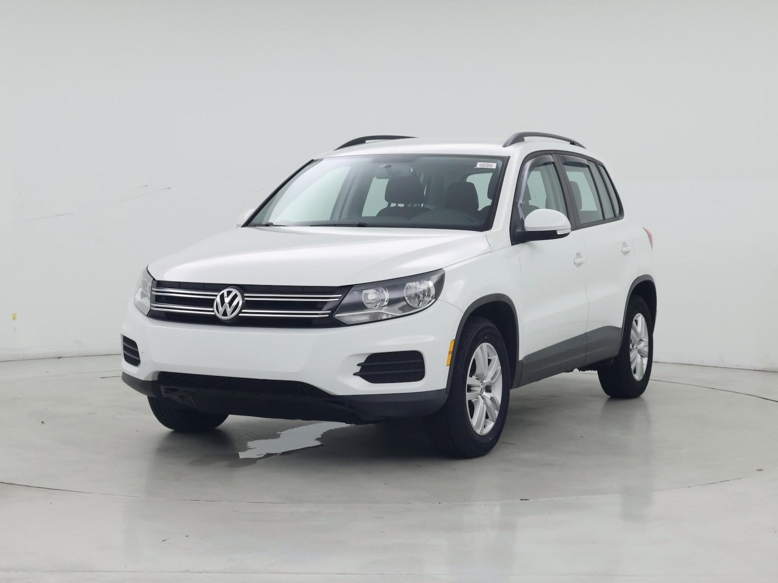 2015 Volkswagen Tiguan S - Photo 5