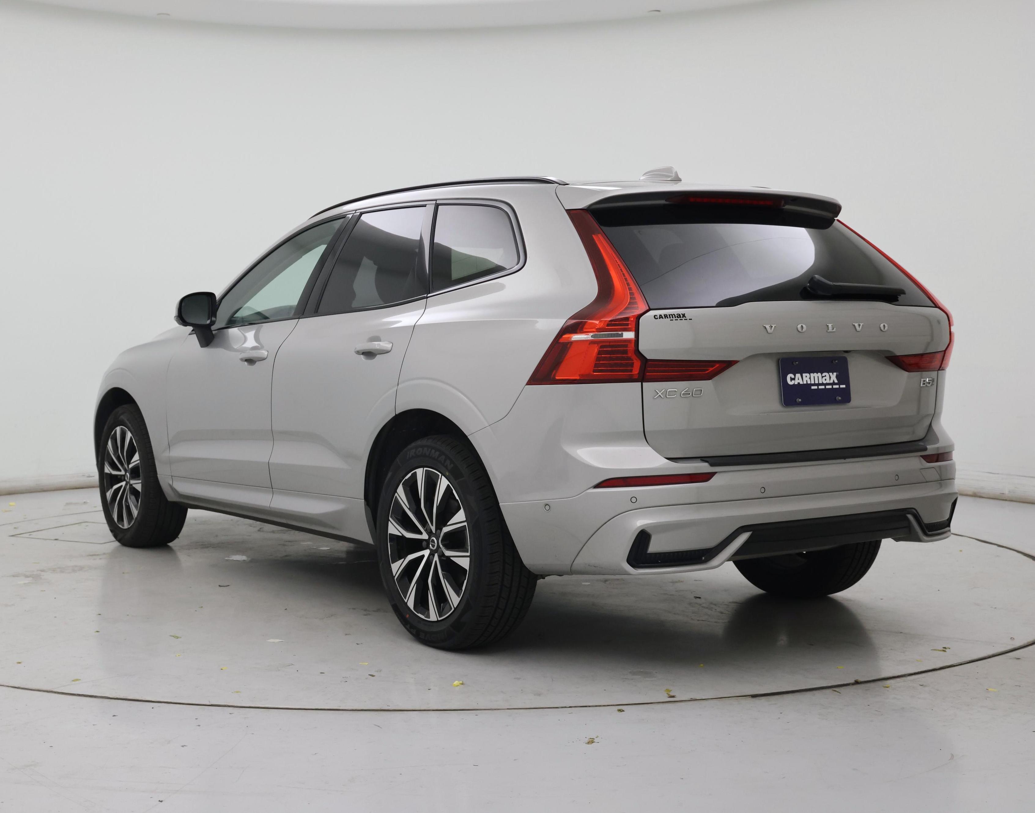 Thumbnail: 2025 Volvo XC60 - 2