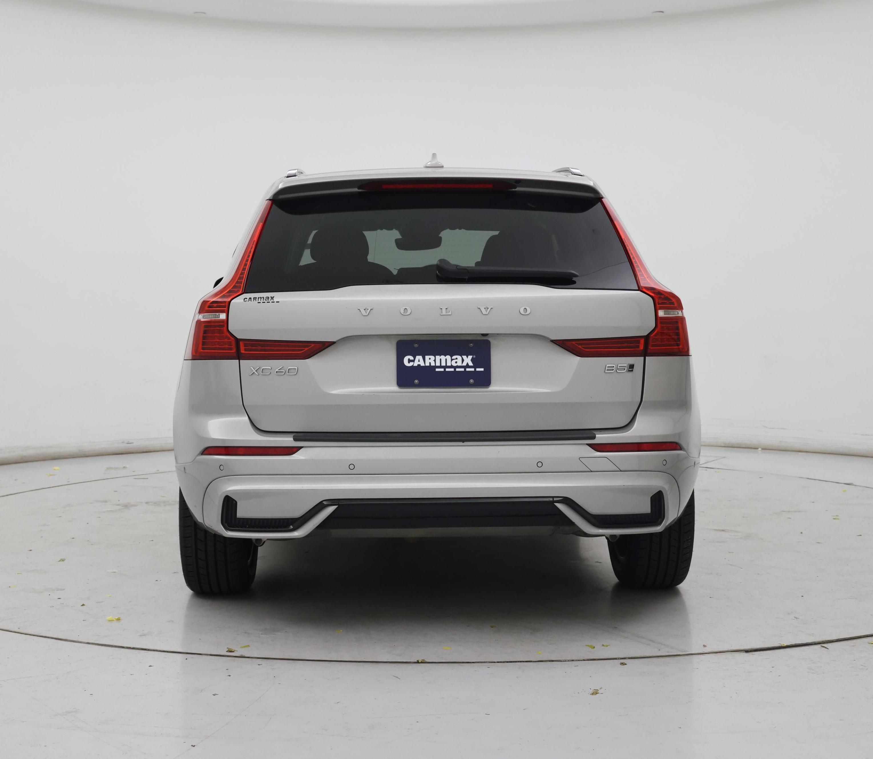 Thumbnail: 2025 Volvo XC60 - 6