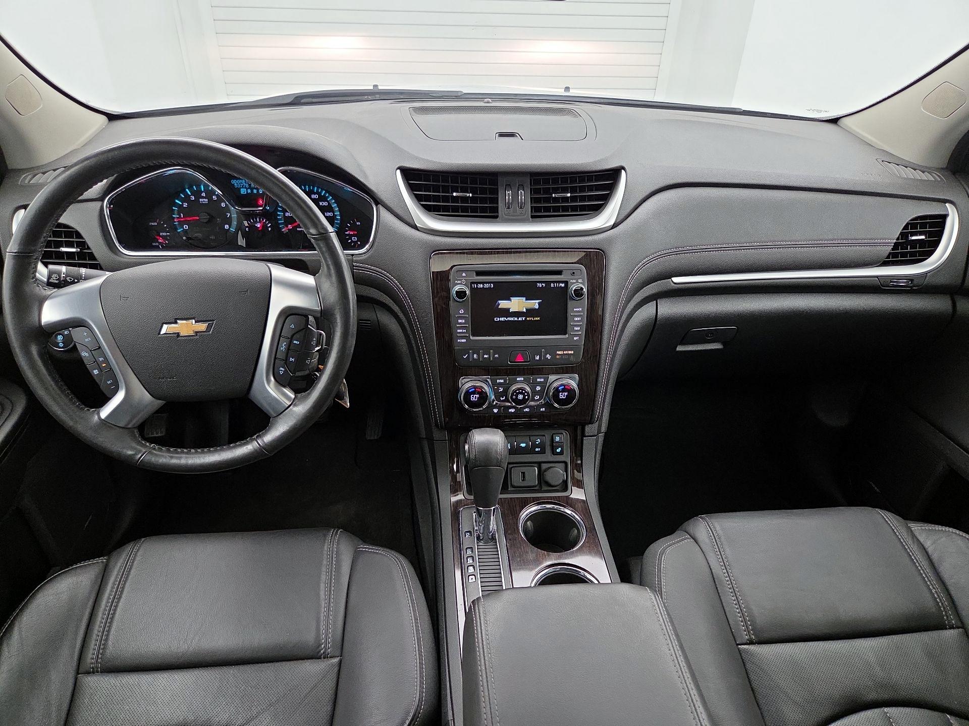 Thumbnail: 2017 Chevrolet Traverse - 9