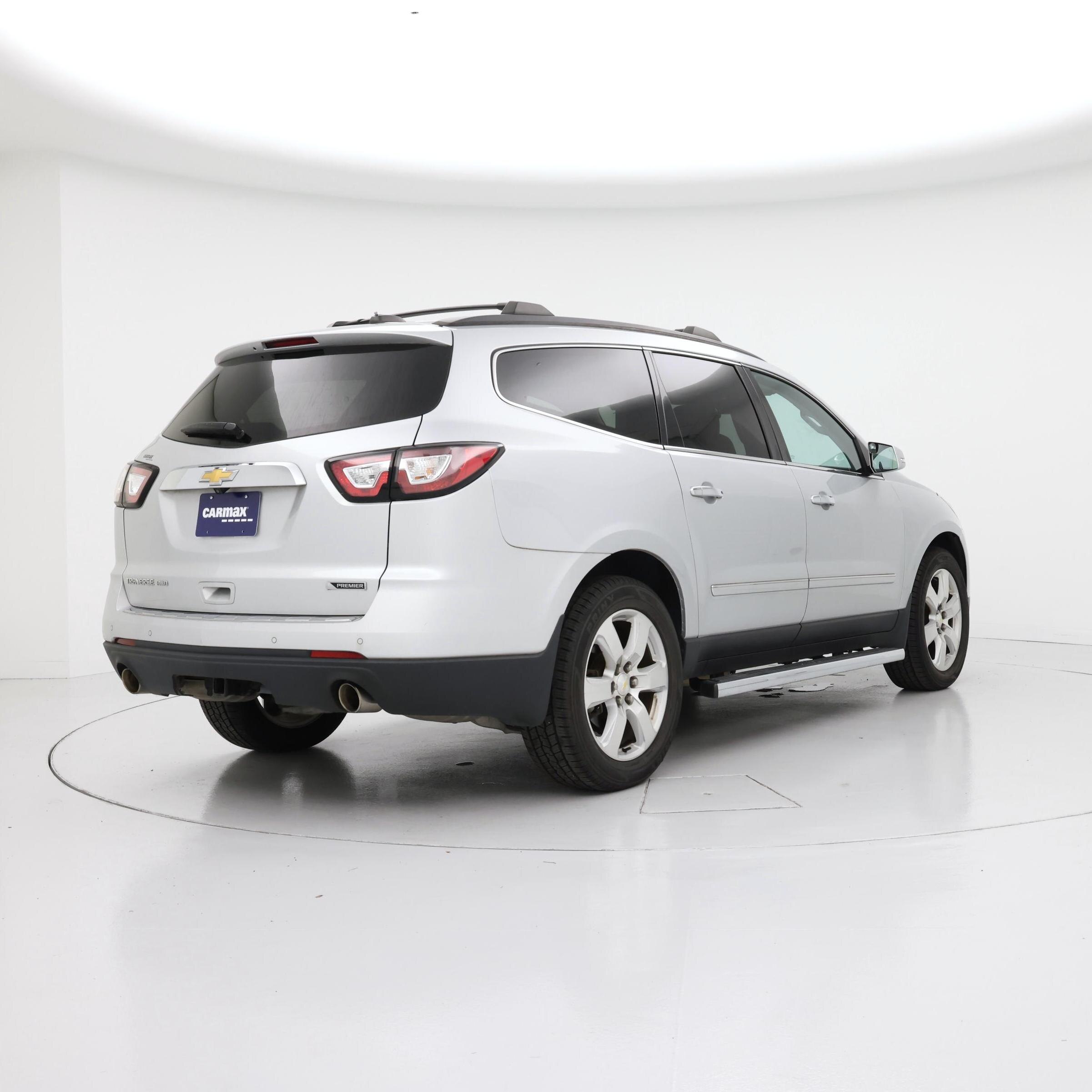 Thumbnail: 2017 Chevrolet Traverse - 8