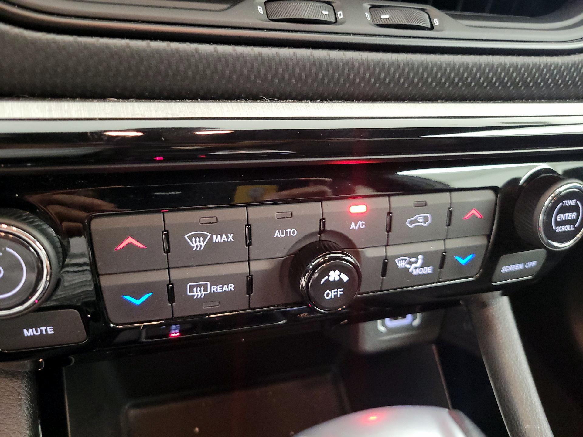 Thumbnail: 2025 Jeep Compass - 16